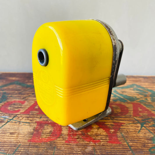 【1960s USA vintage】Apsco sharpener