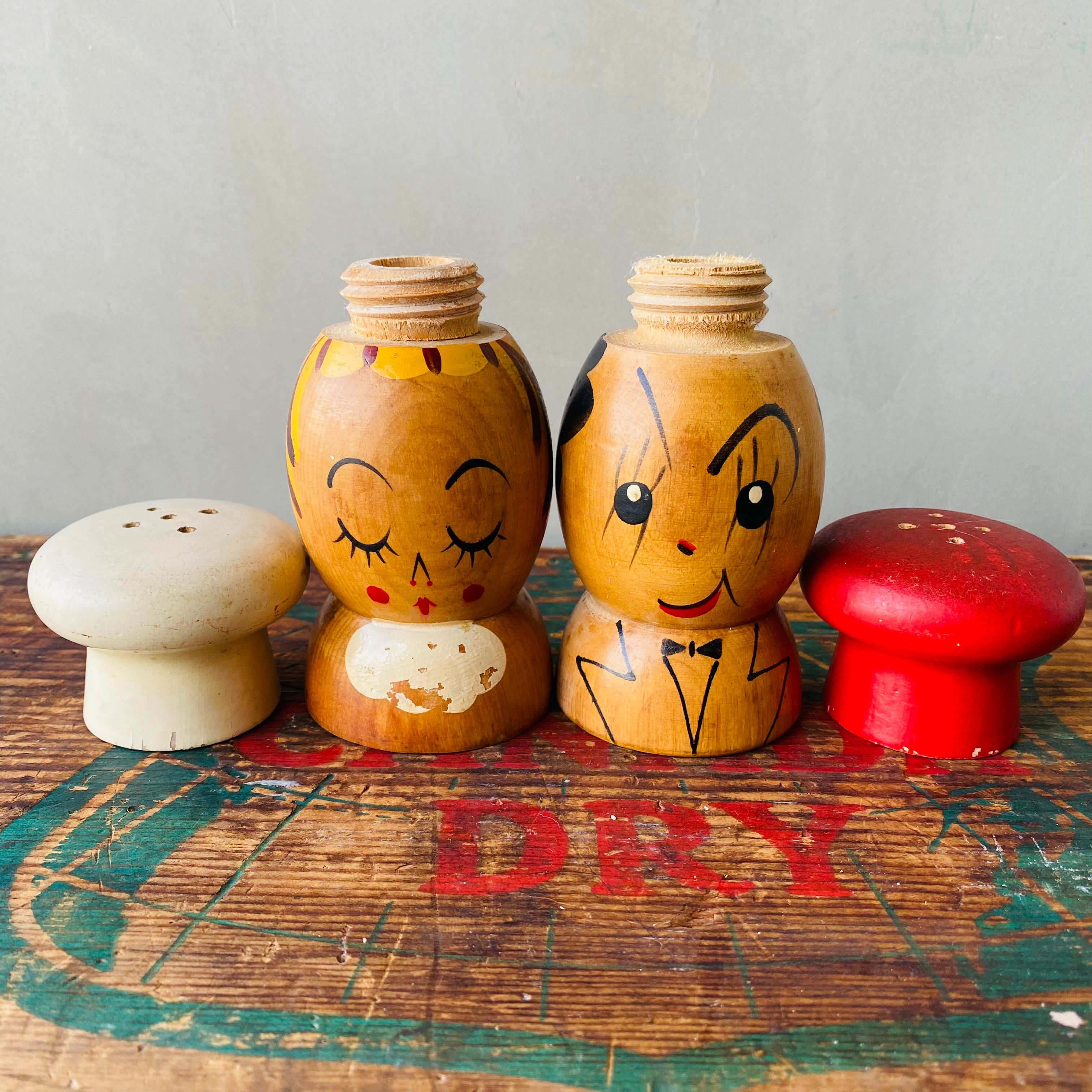 1950s vintage】wood salt & pepper – 雑貨屋ポッポ