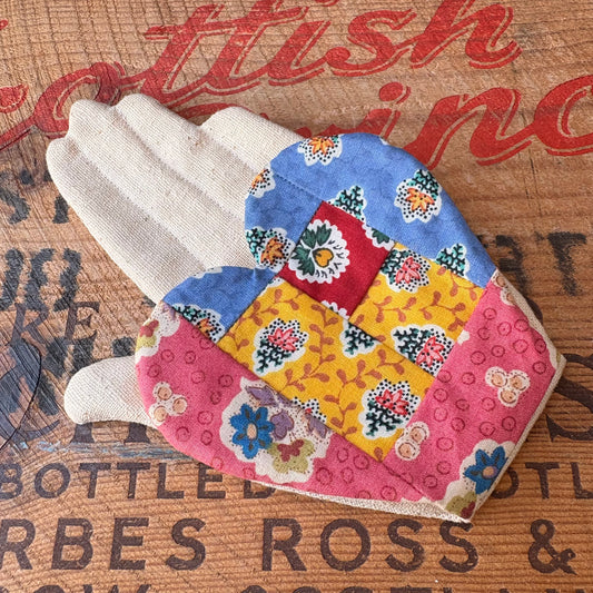 【USA vintage】Handmade Patchwork Hand Pin Cushion