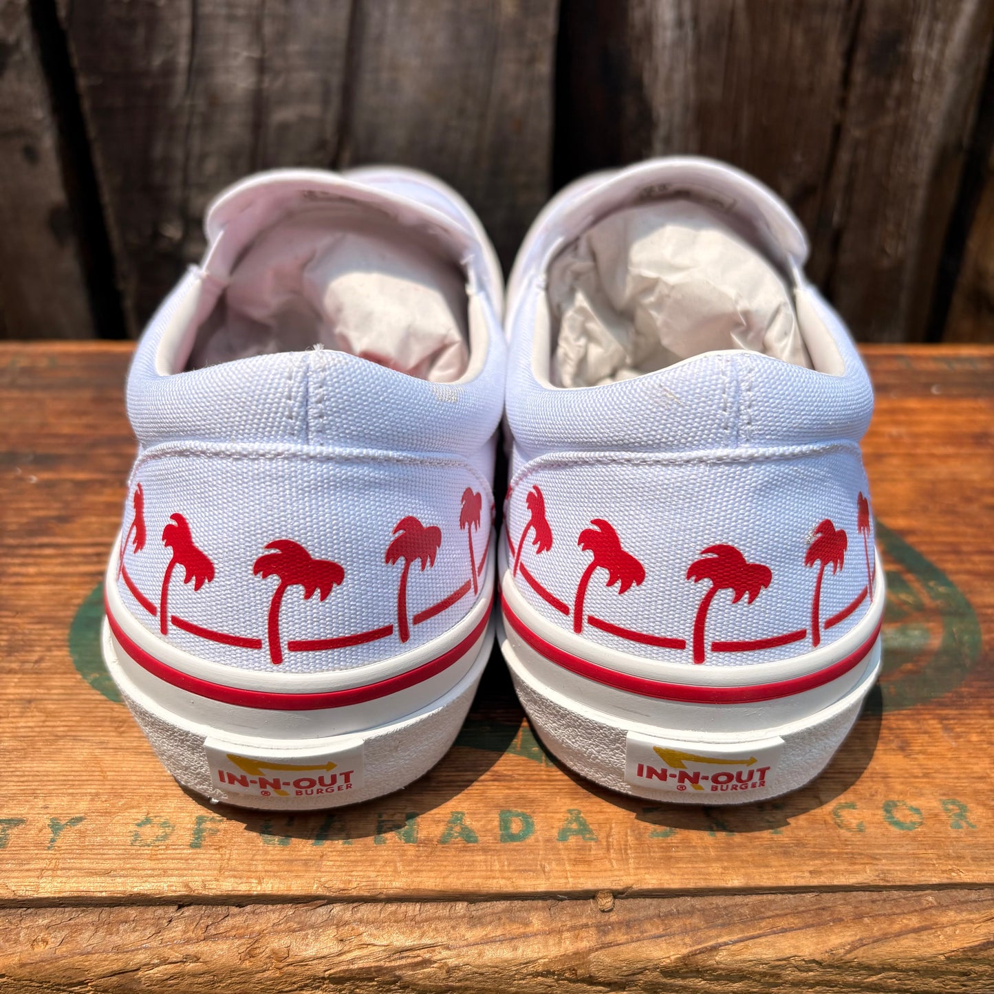 【USA】IN-N-OUT SLIP ON SHOES