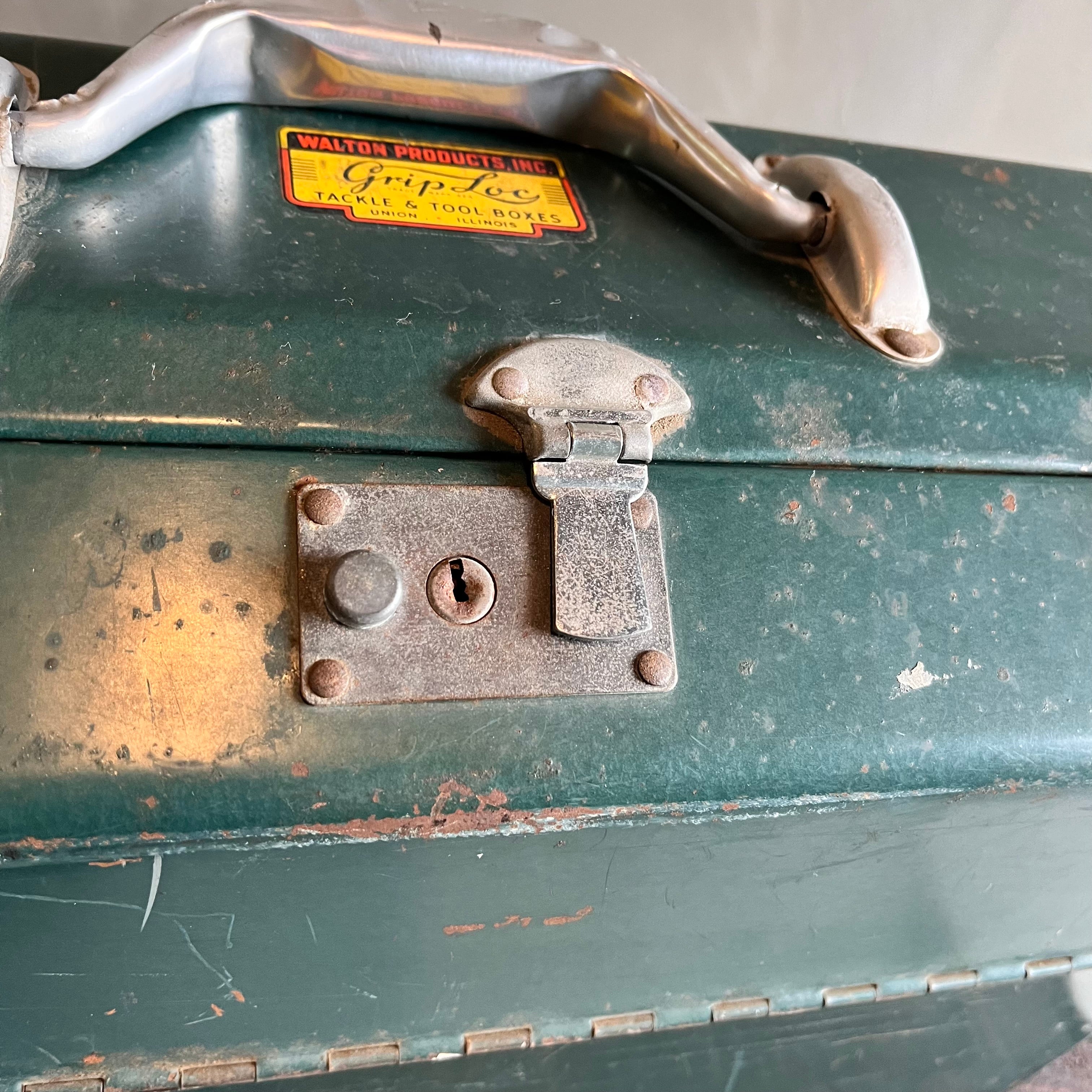 USA vintage】WALTON Grip Loc Tackle Box – 雑貨屋ポッポ