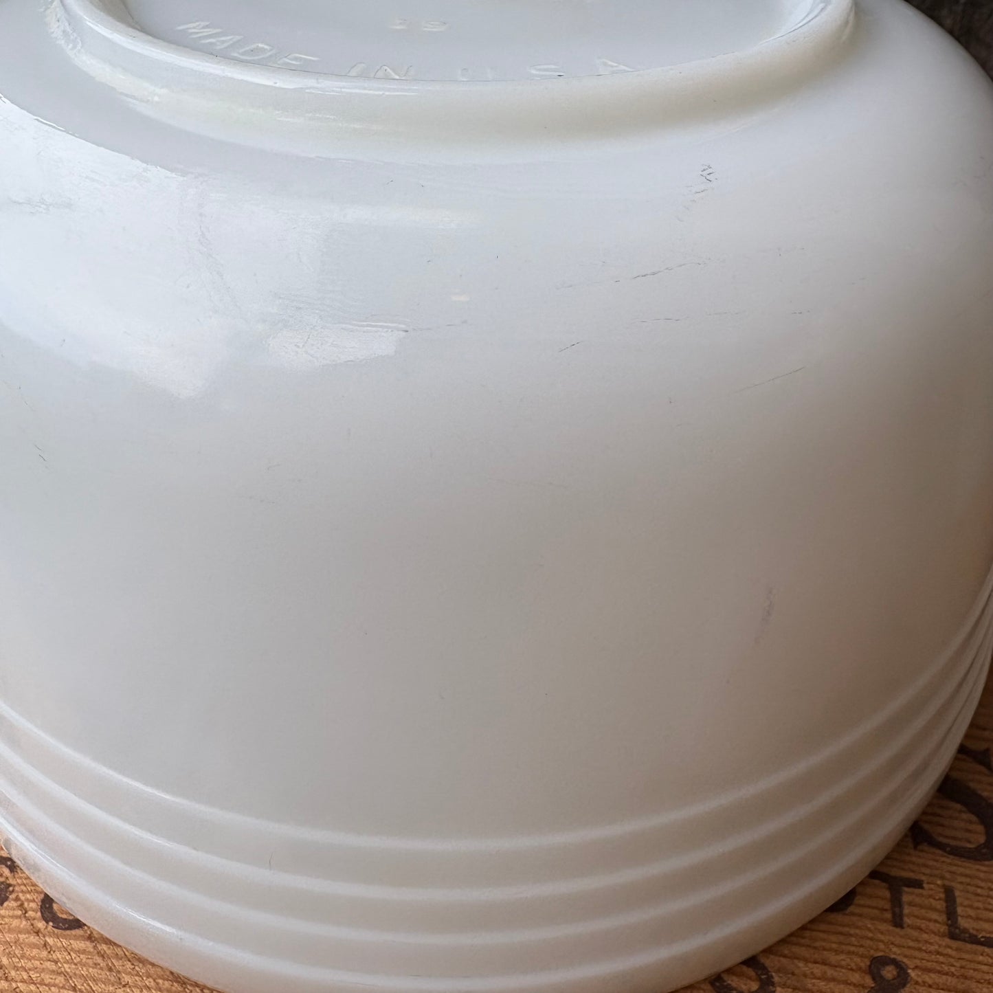 【1950s USA vintage】PYREX × HAMILTON BEACH Milk Glass Bowl