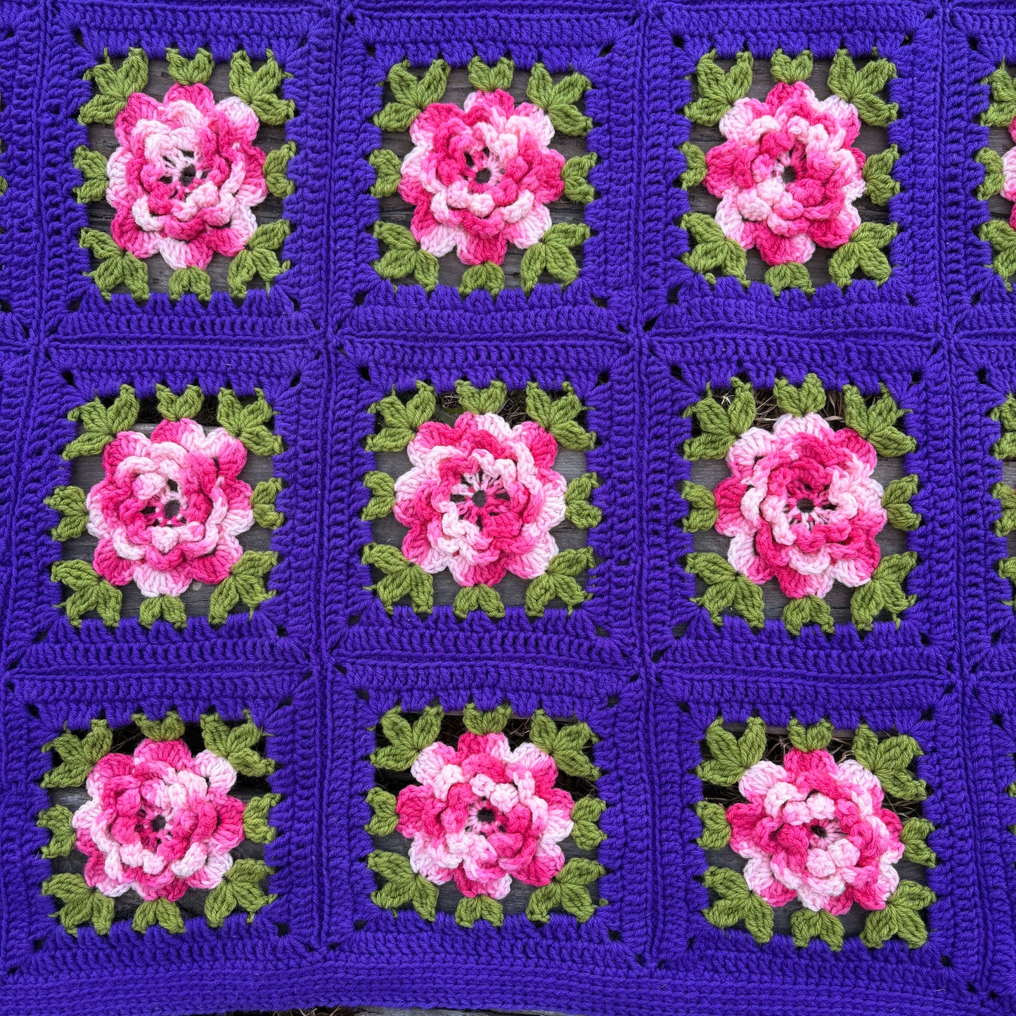 【USA vintage】Rose Granny Square Blanket