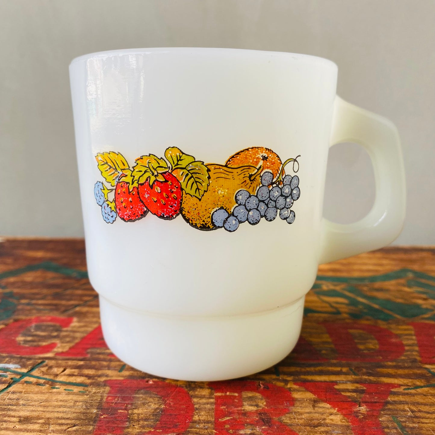 【1960-1976】Fire-King NATURE'S BOUNTY mug