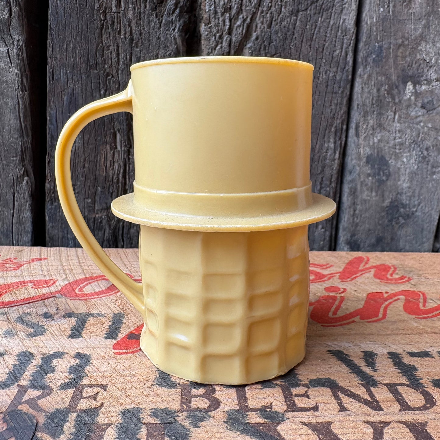 【1950s-1960s USA vintage】MR. PEANUT Plastic Mug Beige