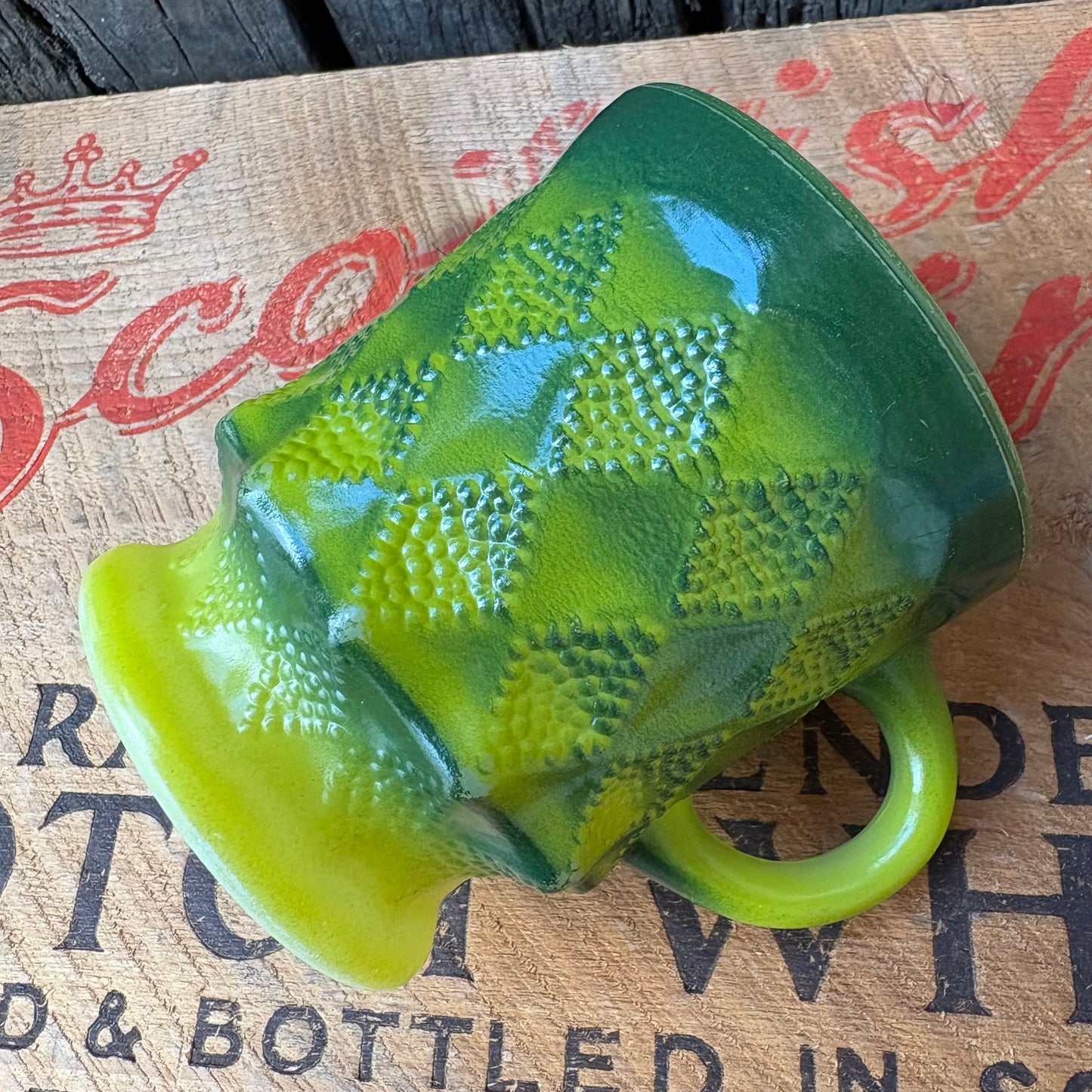 【1960s-1976 USA vintage】Fire-King Kimberley mug Green