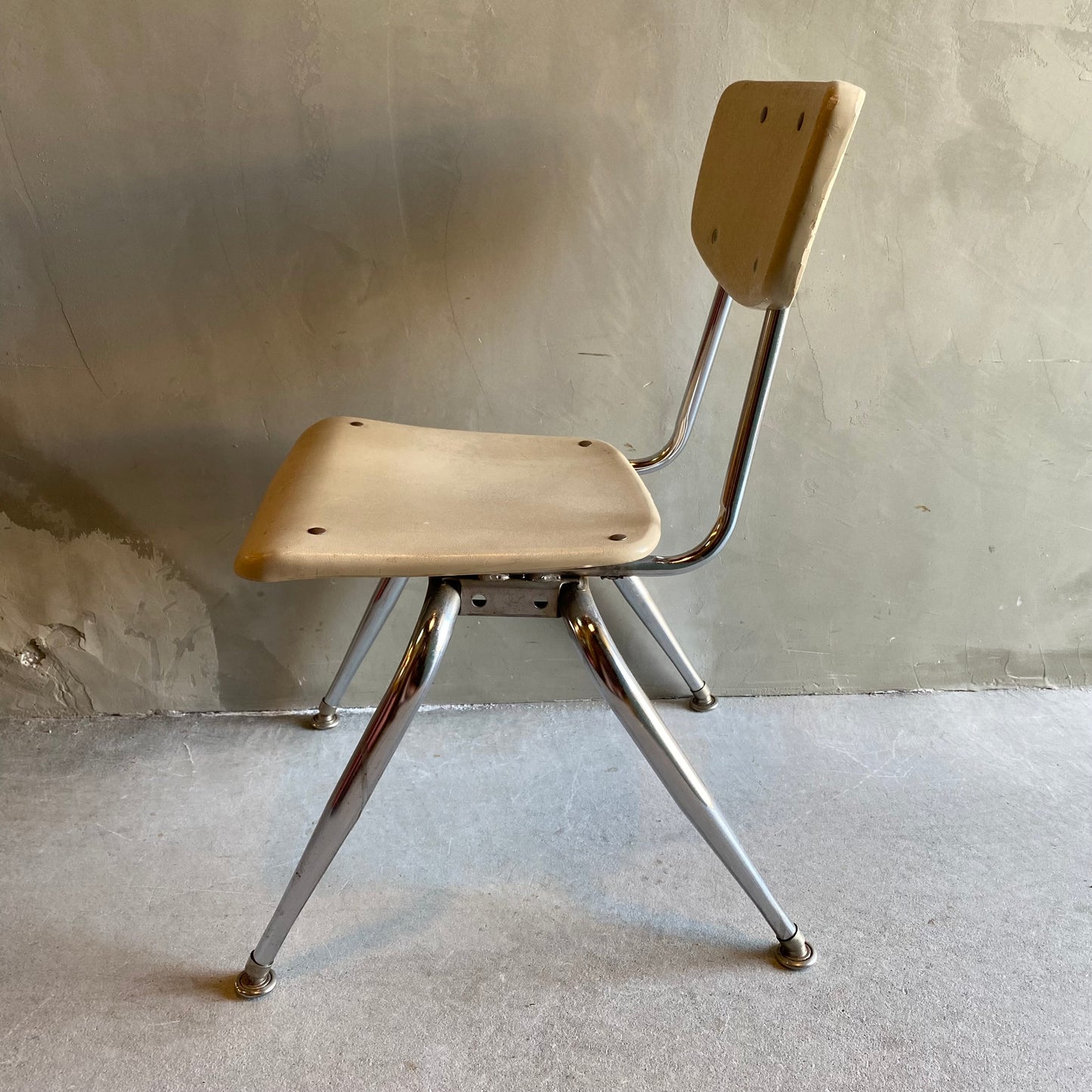 【USA vintage 】VIRCO kids chair white M