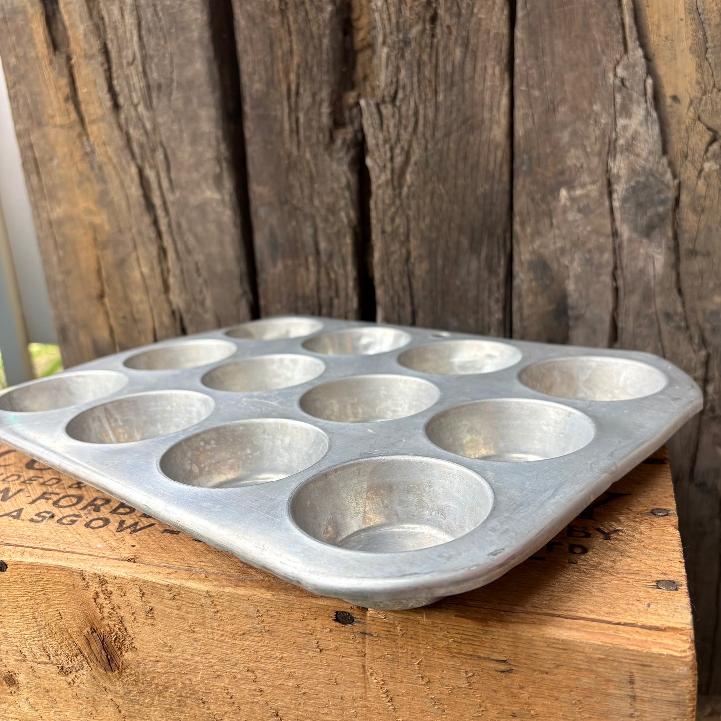 【1940-50s USA vintage】COMET Aluminum 12 Cup Muffin Pan