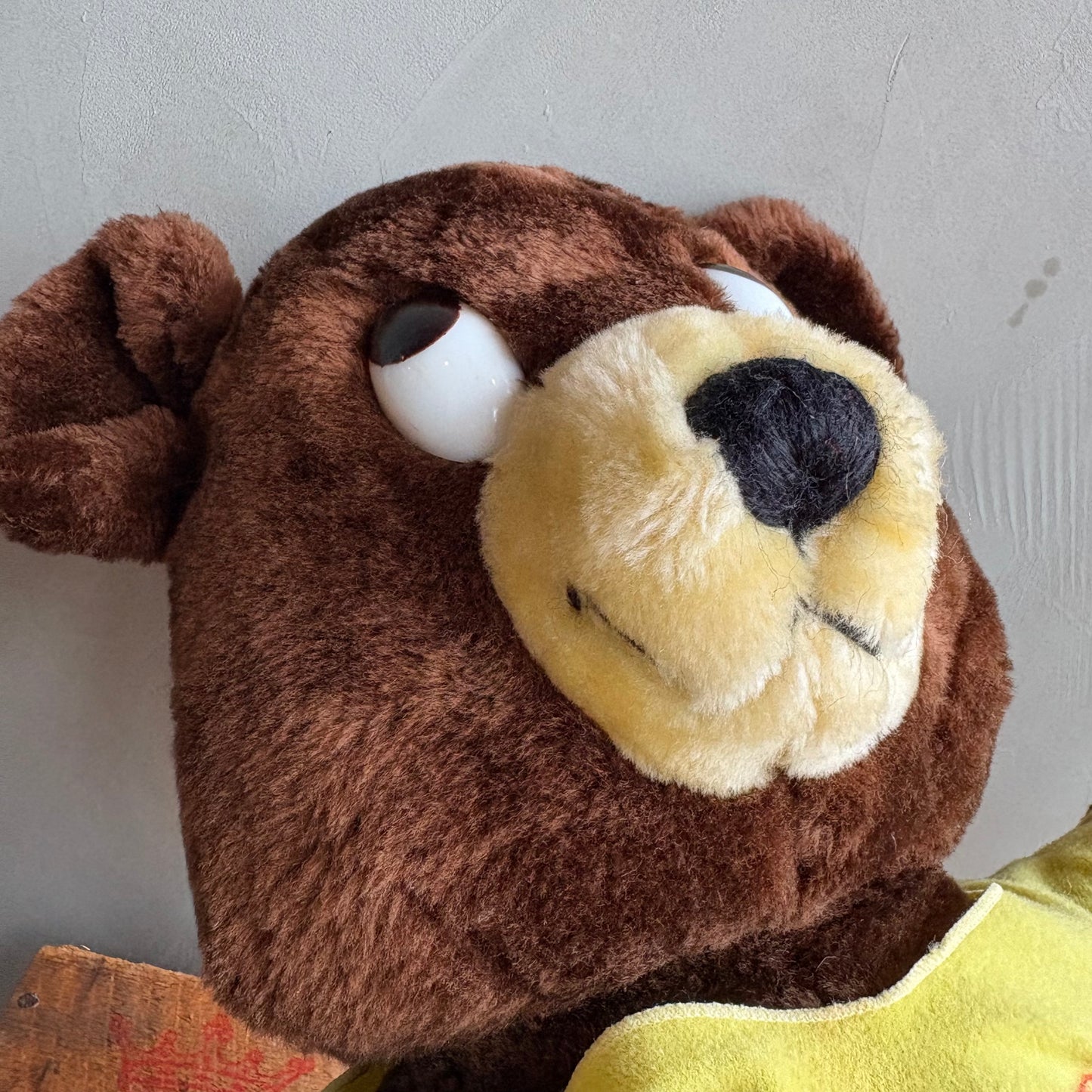 【1970s-1980s vintage】DAKIN Lucky in Las Vegas Bear Plush