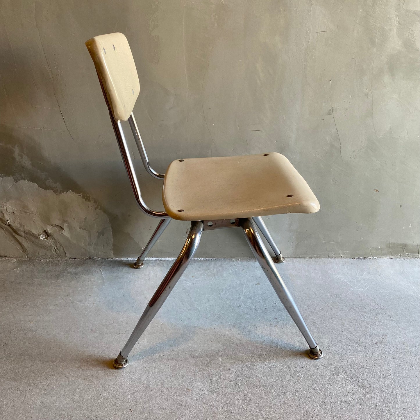 【USA vintage 】VIRCO kids chair white M