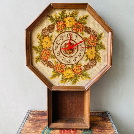 【1970s vintage】 Embroidery clock