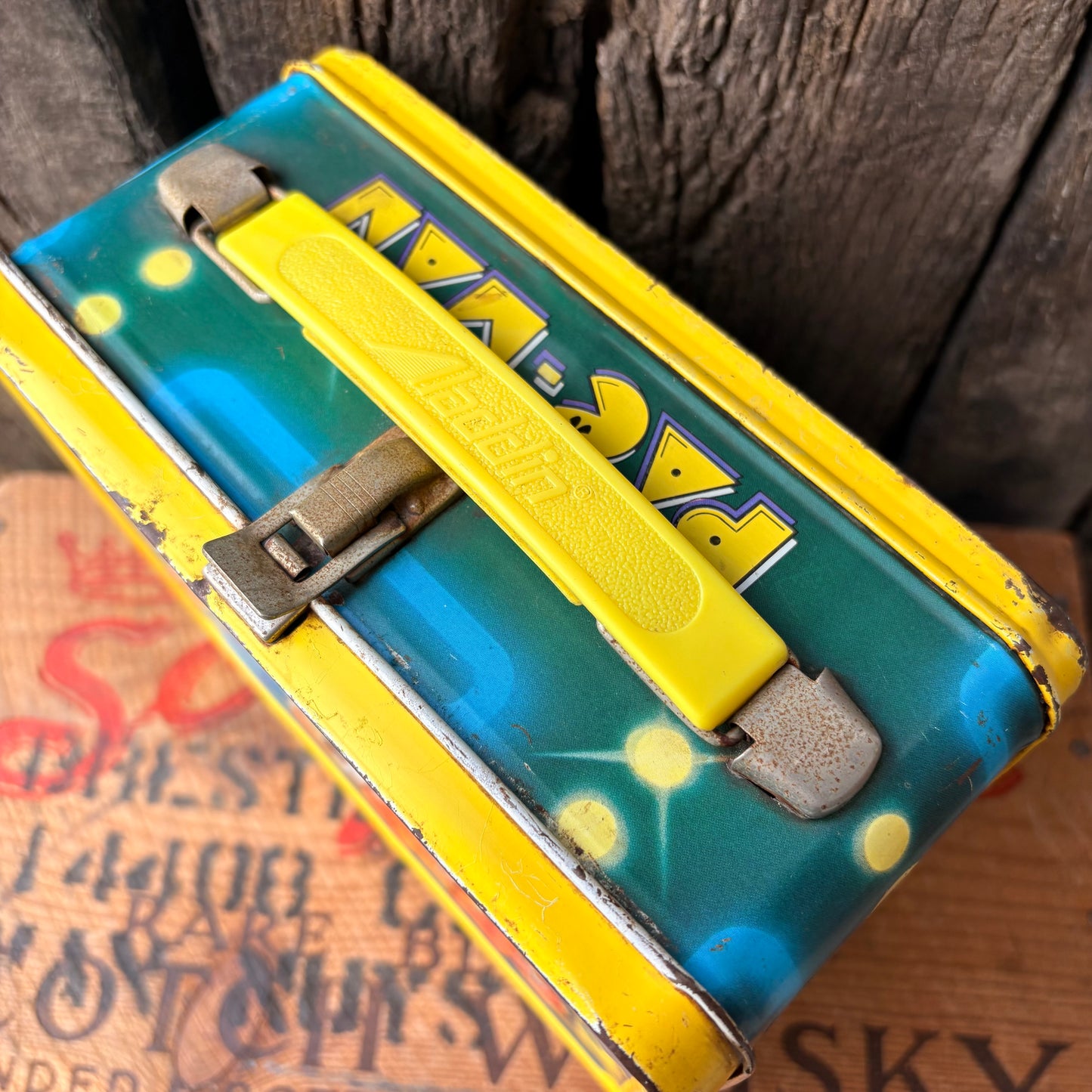 【1980s USA vintage】PAC-MAN tin lunch box