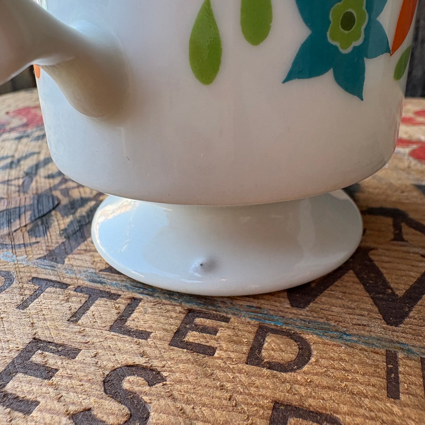 【1970s JAPAN vintage】Retro Flower Footed Mug