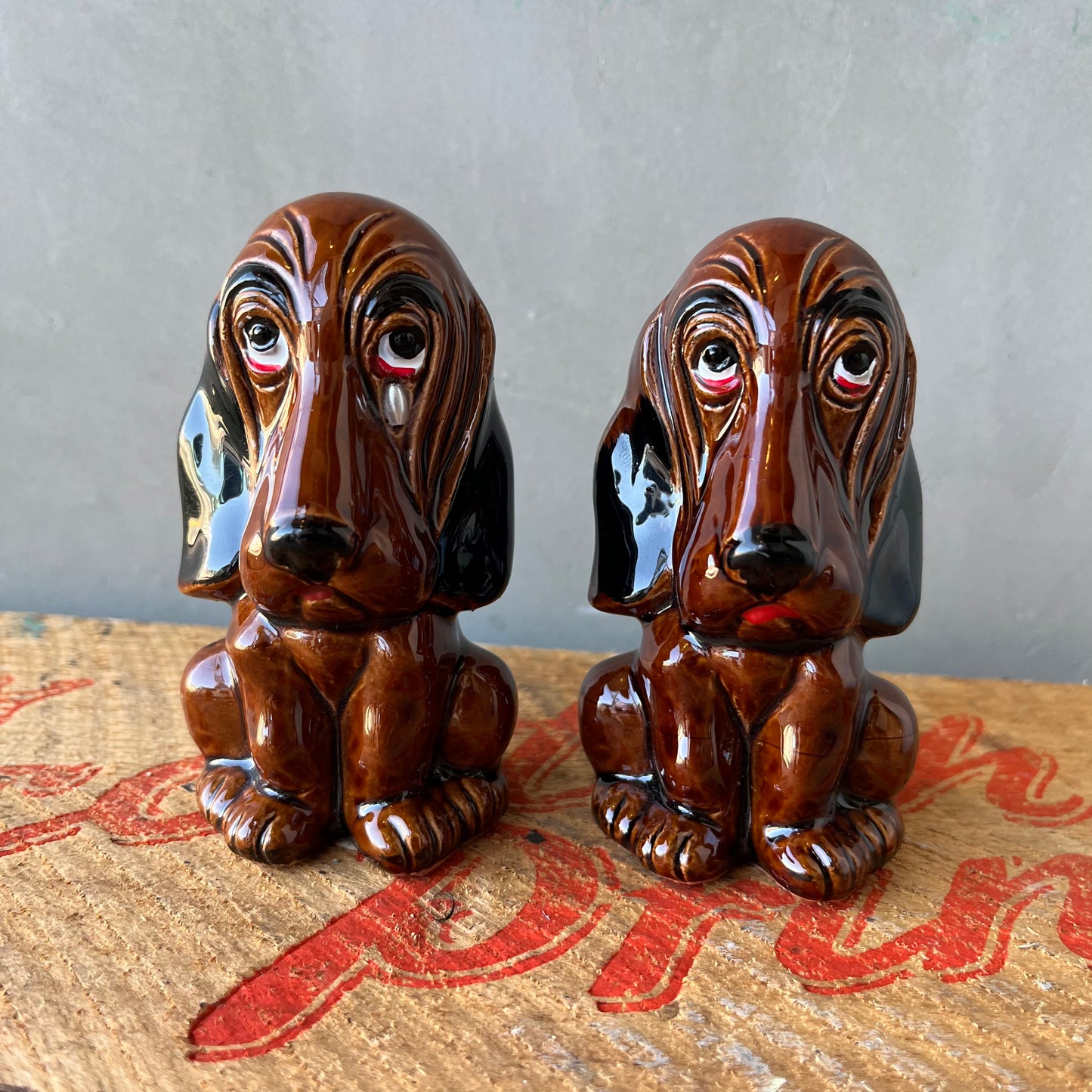 【USA vintage】Sad Hound Dog Salt & Pepper