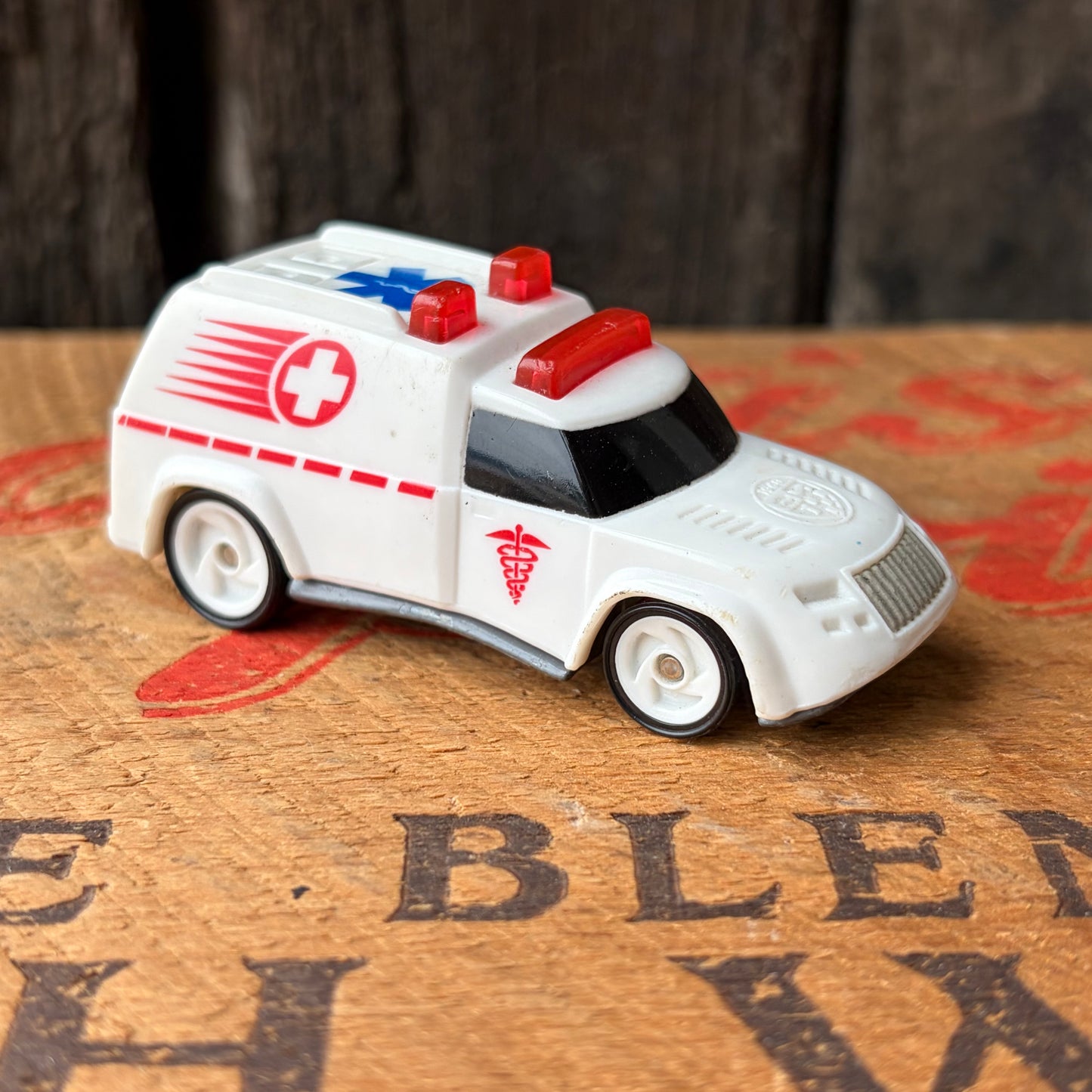 【USA vintage】Mattel Hot Wheels Ambulance