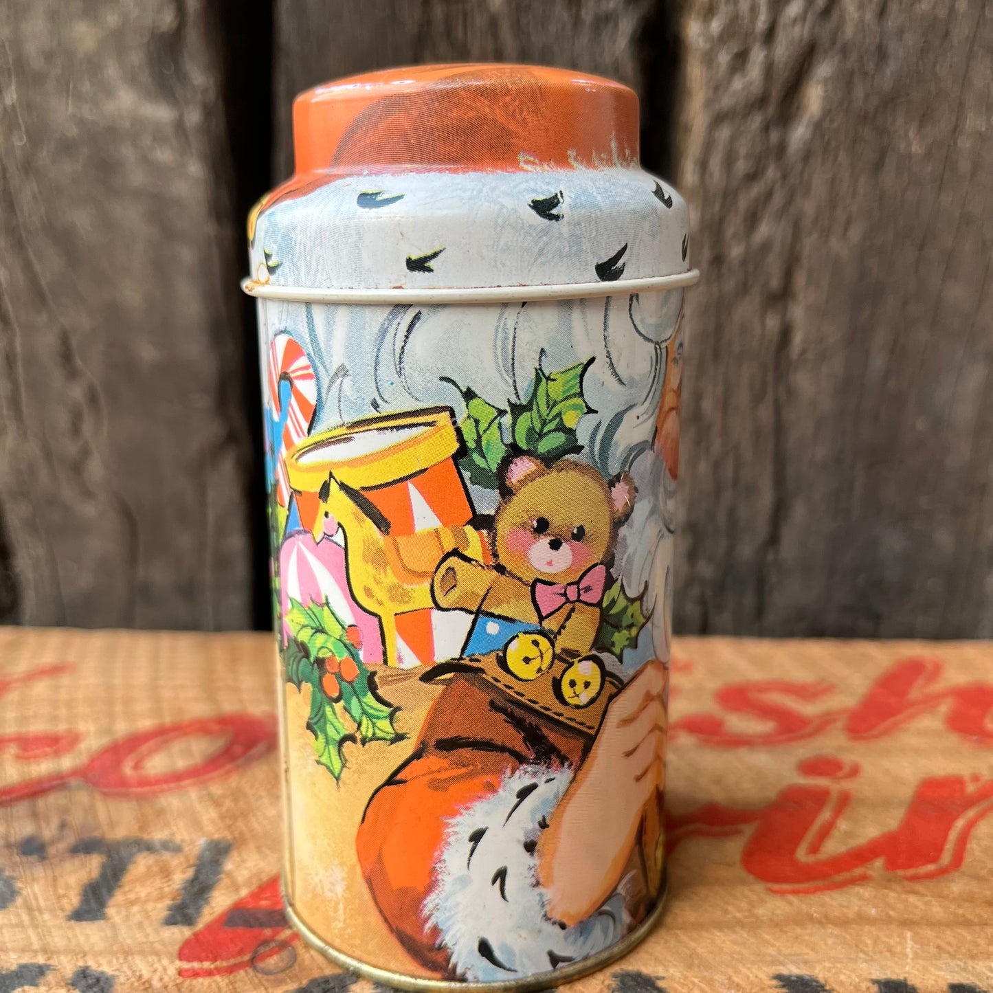 【England vintage】Cap-Tins Christmas SANTA Tin Can
