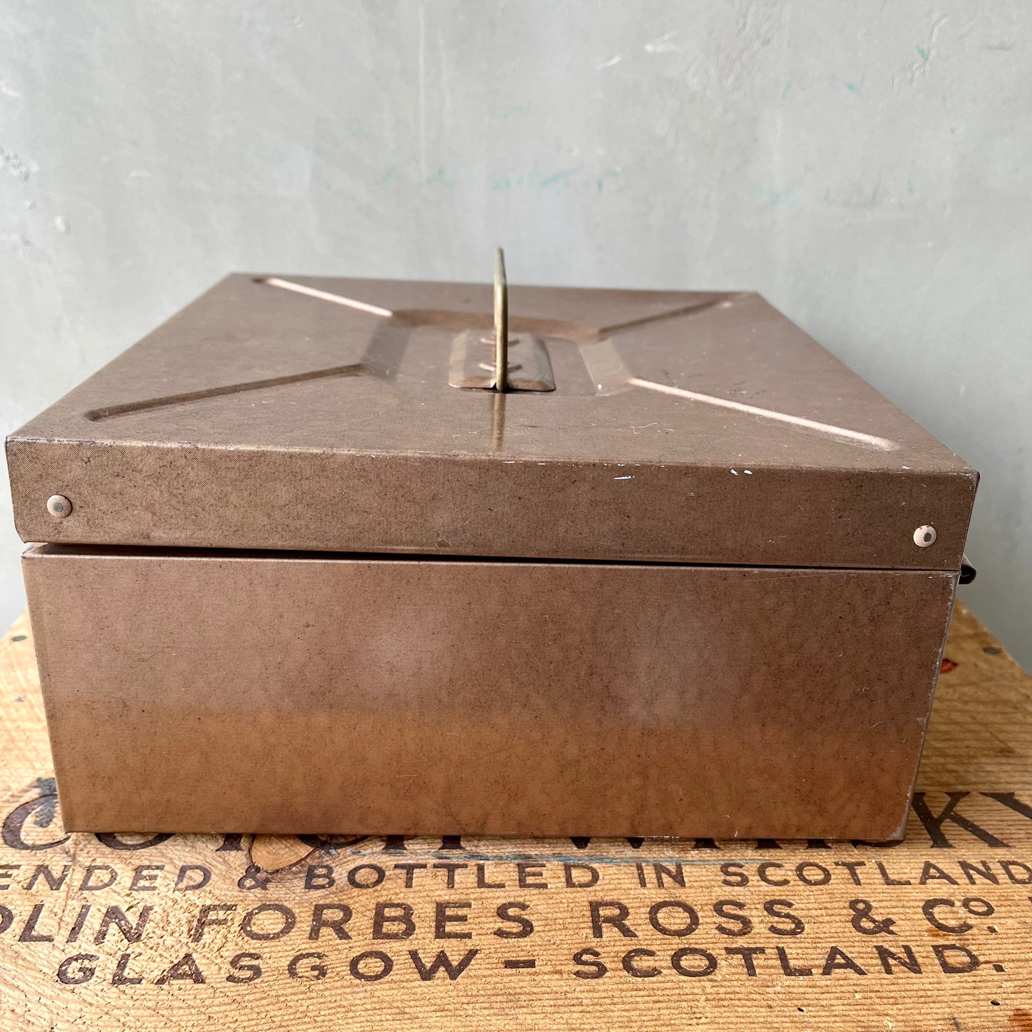 【USA vintage】Litho Metal Products Co. FILE-A-WAY File Box