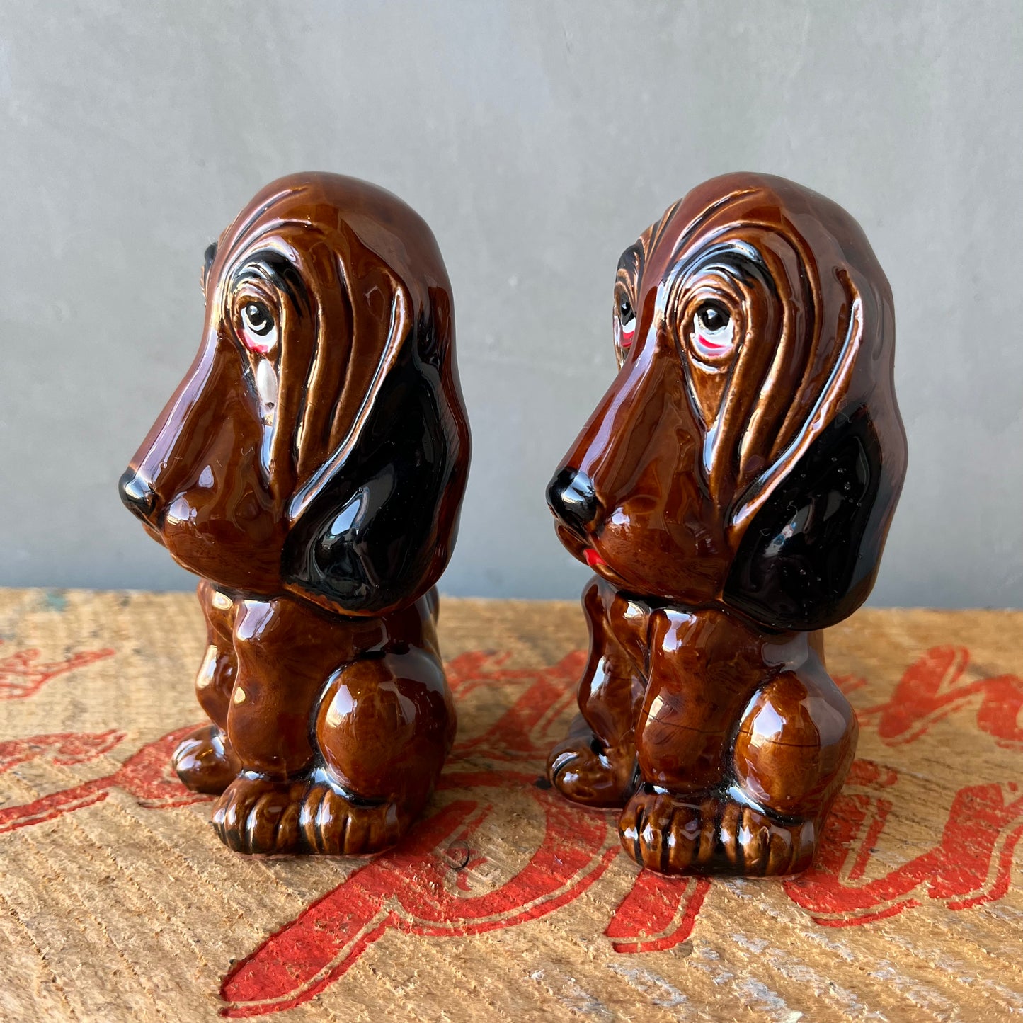 【USA vintage】Sad Hound Dog Salt & Pepper