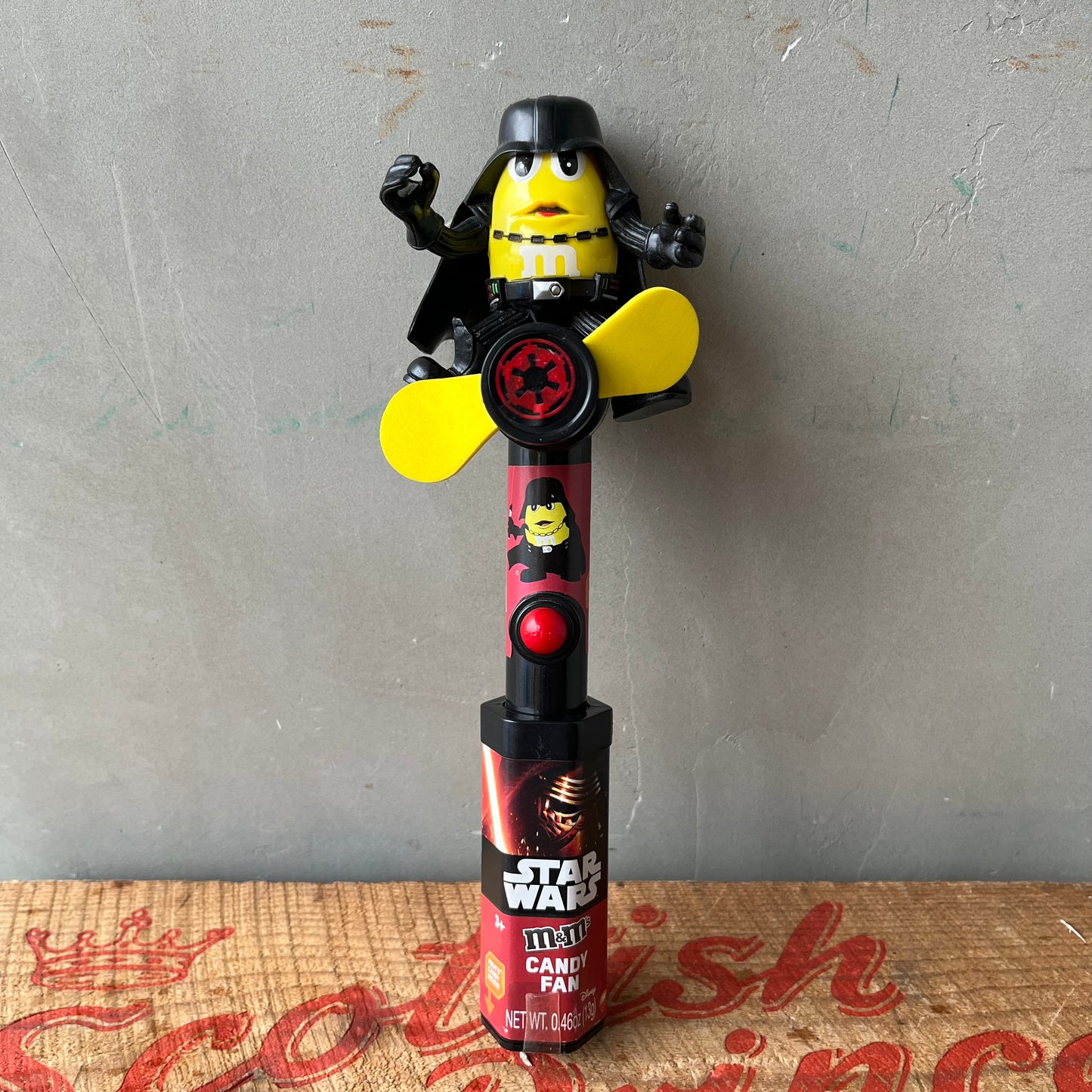 【USA】Star Wars M&M's Candy Fan