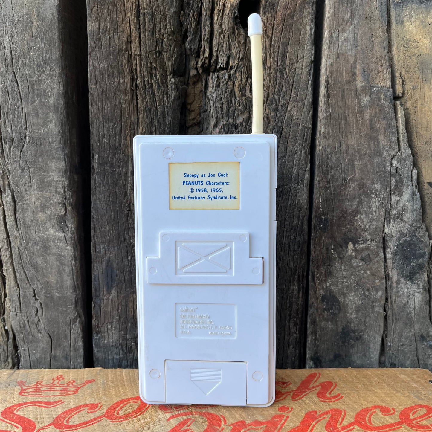 ‘65 Salton JOE COOL SHOWER RADIO WITH TV