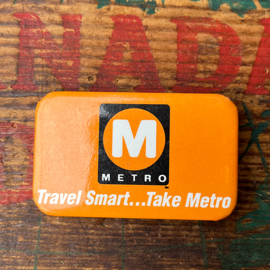 【USA vintage】缶バッジ　METRO