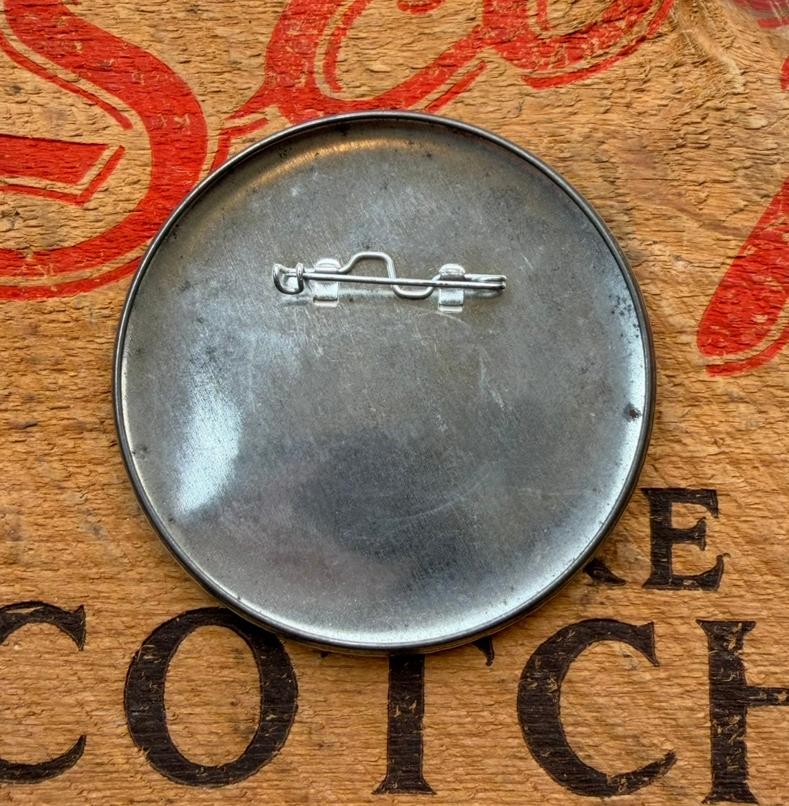 【USA vintage】Family Care 缶バッジ