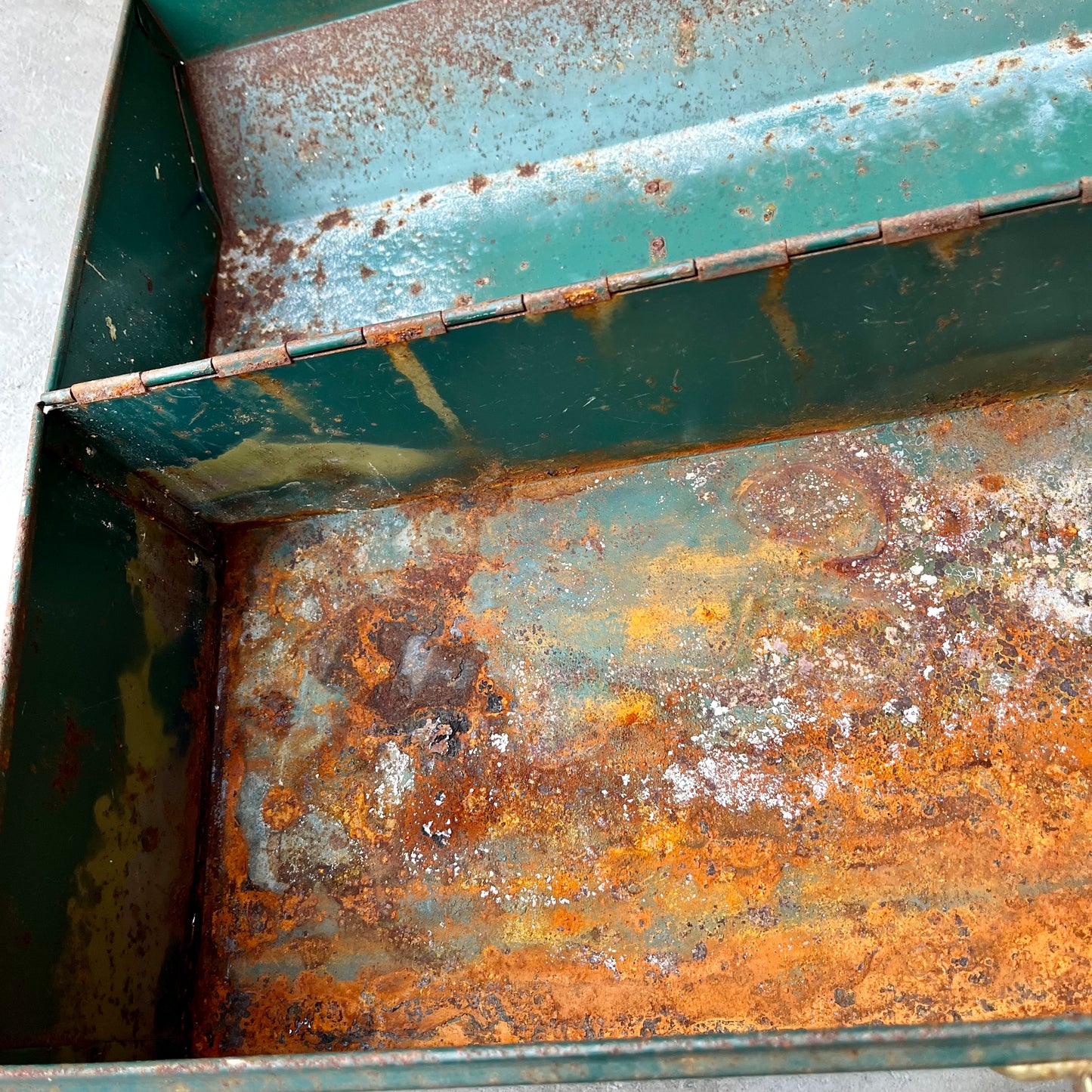 【USA vintage】Metal Toolbox Green