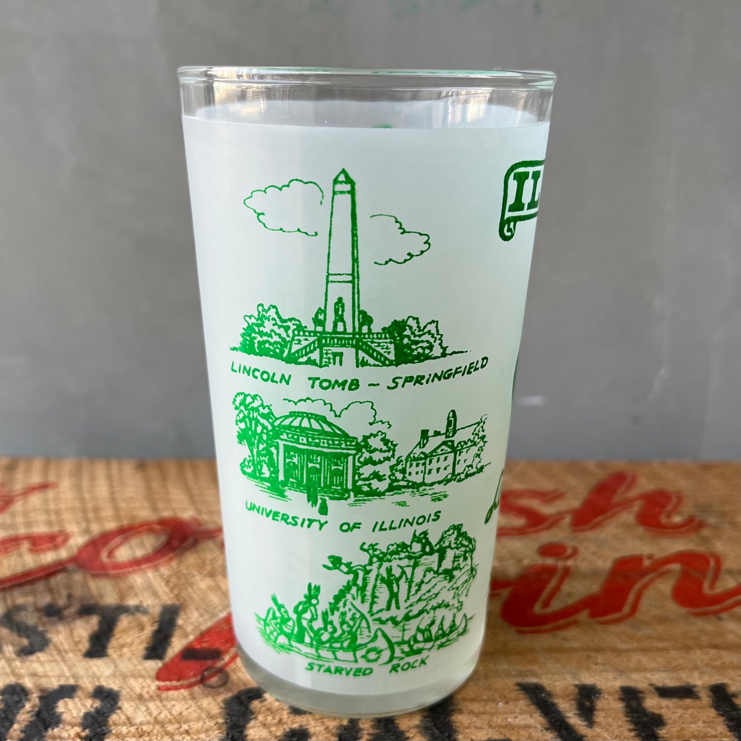 【USA vintage】Illinois Souvenir Frosted Glass