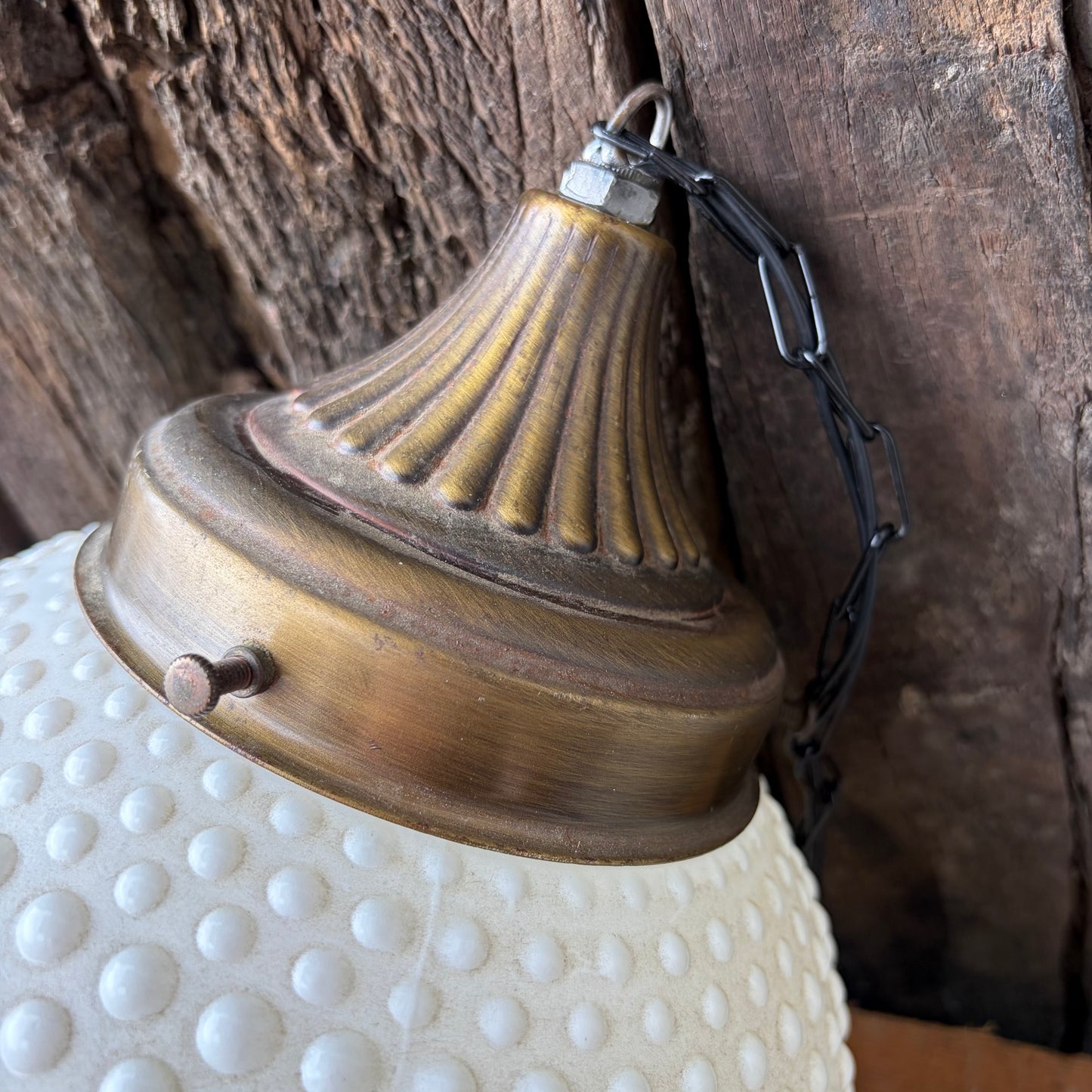 【USA vintage】White Glass Hobnail Lamp