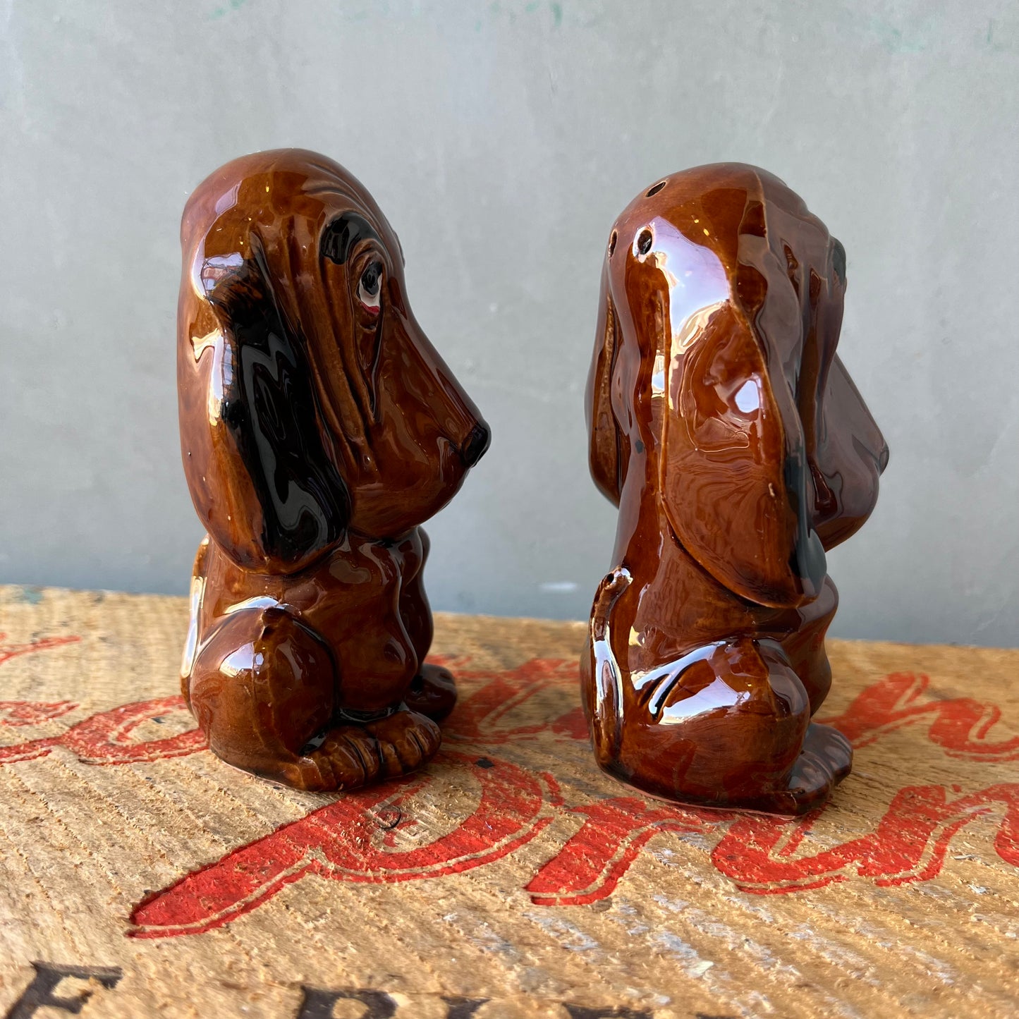【USA vintage】Sad Hound Dog Salt & Pepper
