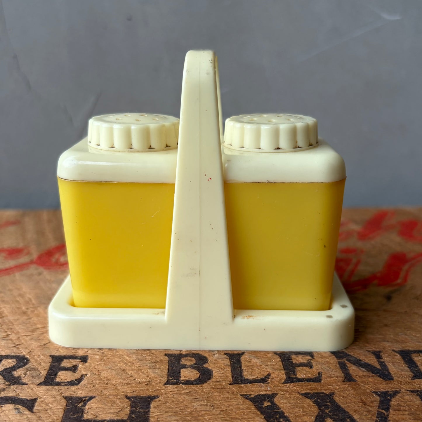 【USA vintage】Lustro-Ware Salt & Pepper