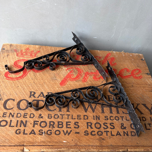 【USA vintage】Iron Bracket