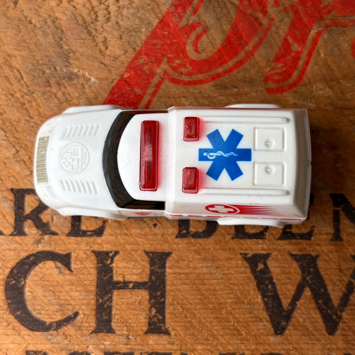 【USA vintage】Mattel Hot Wheels Ambulance
