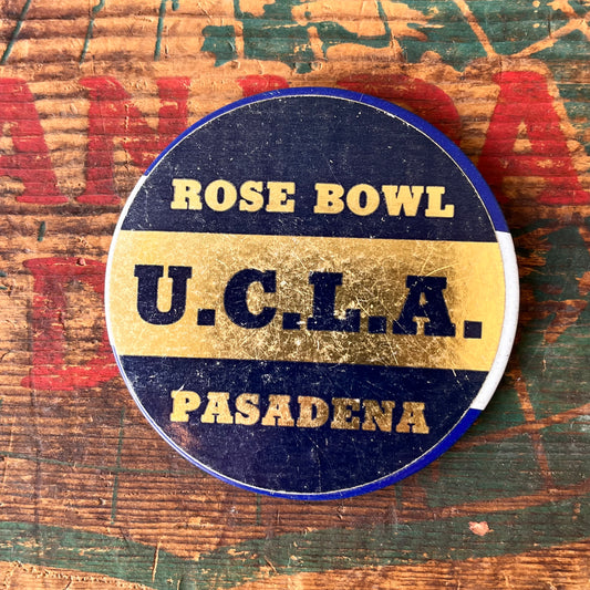 【USA vintage】ROSE BOWL UCLA PASADENA 缶バッジ