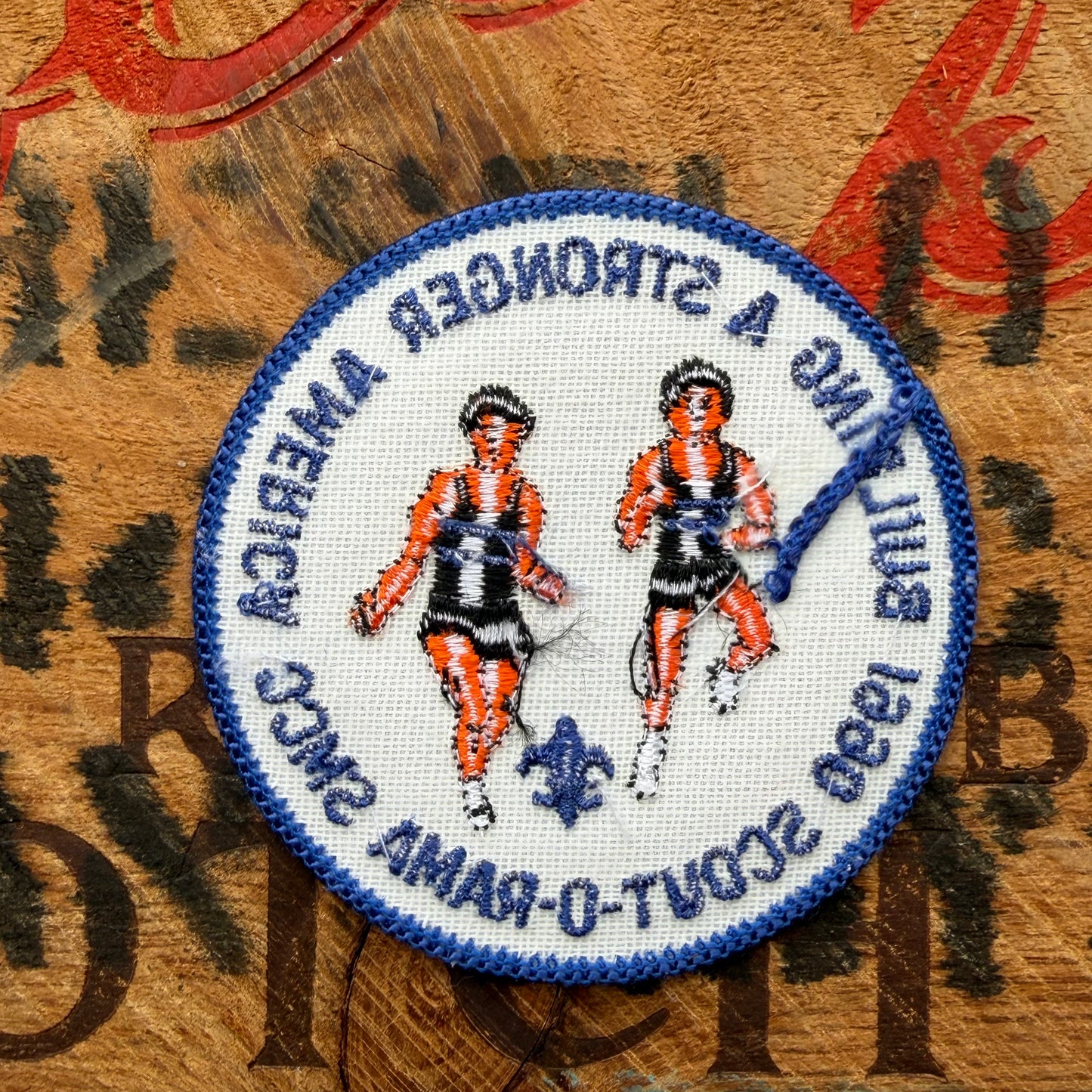 【USA vintage】Boy Scout BUILDING A STRONGER AMERICA Patch
