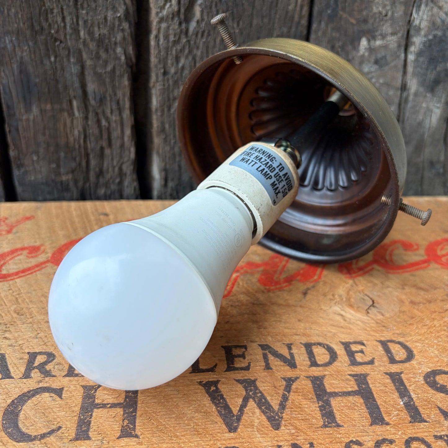 【USA vintage】White Glass Hobnail Lamp