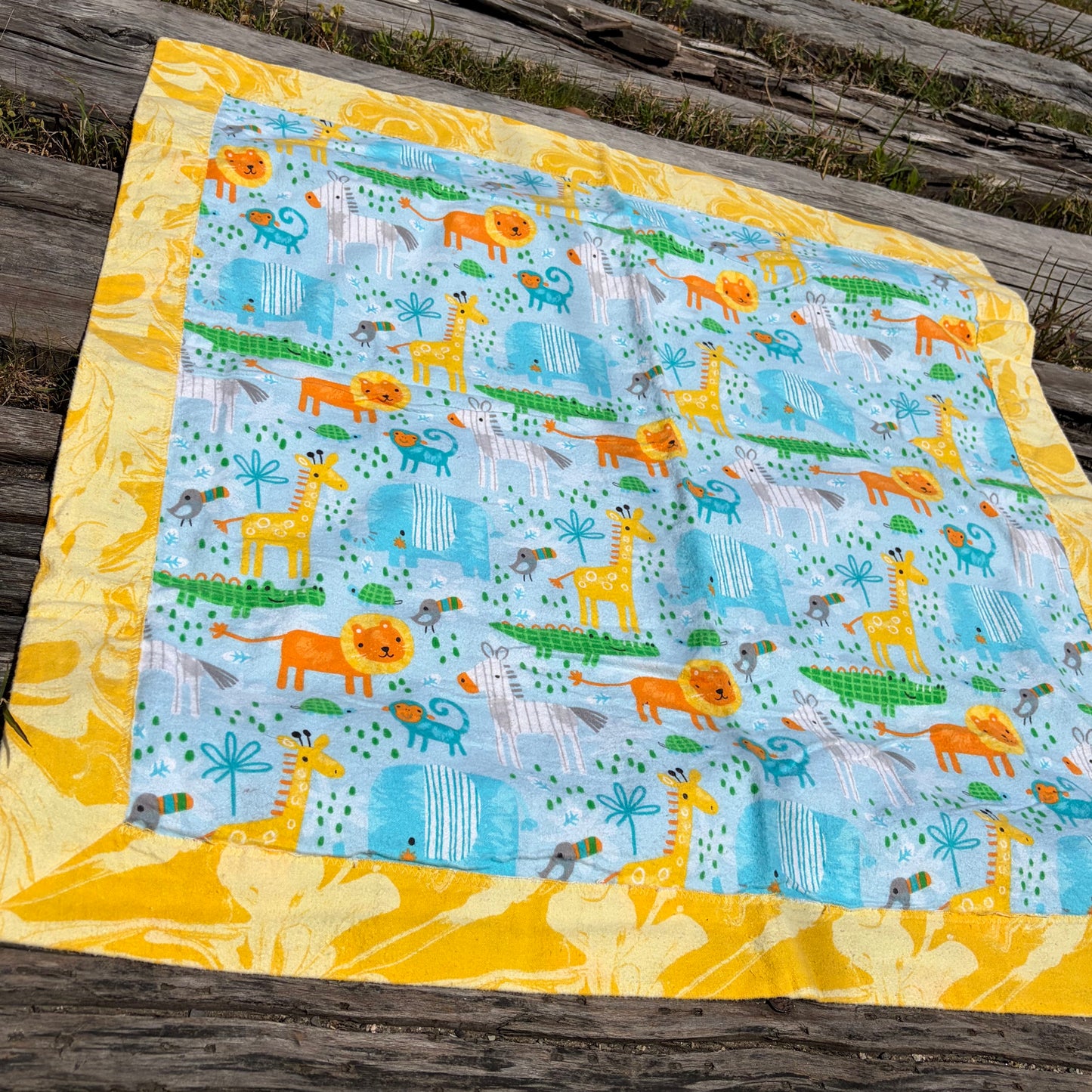 【USA vintage】Flannel Baby Blanket Animals