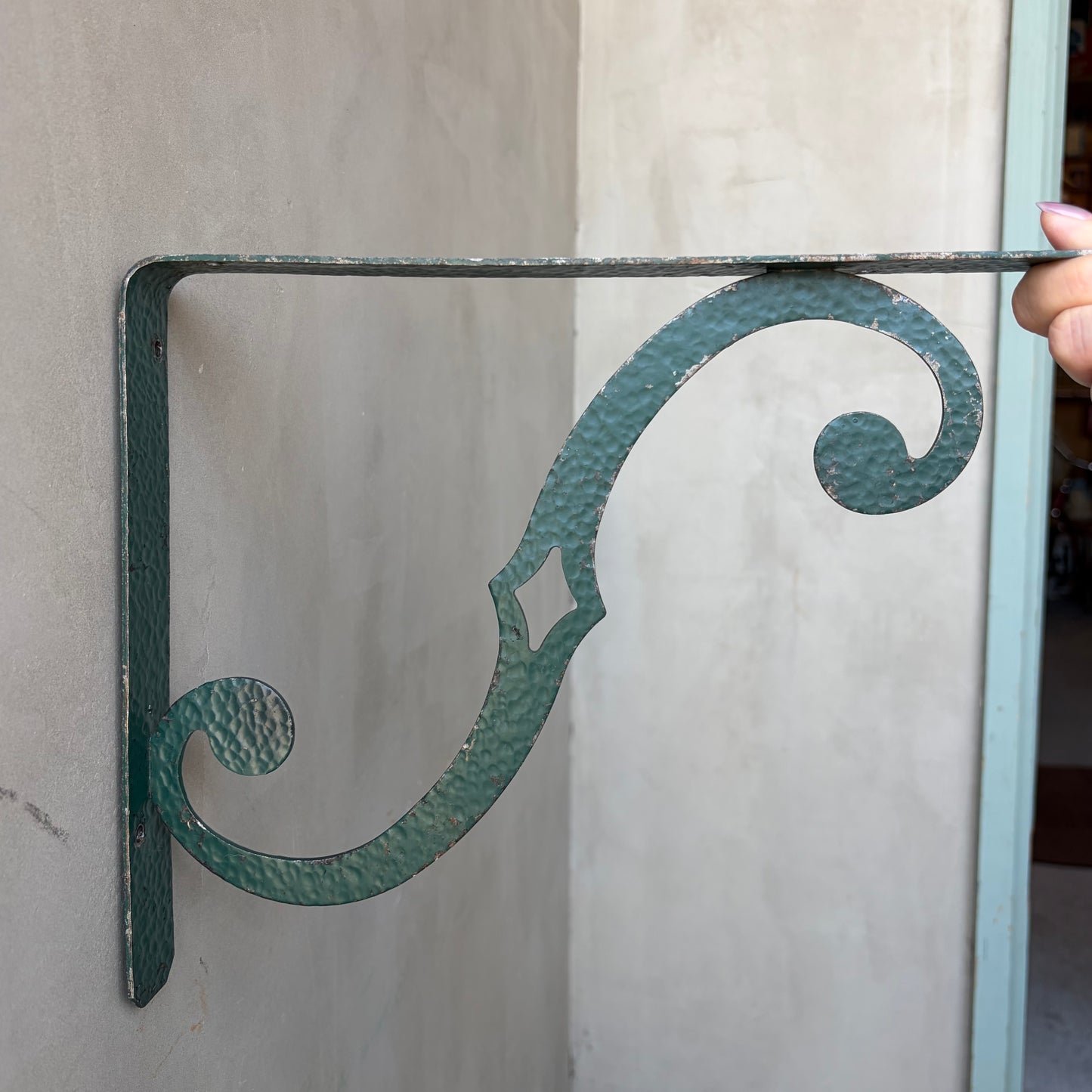 【USA vintage】Iron Bracket Green Diamond