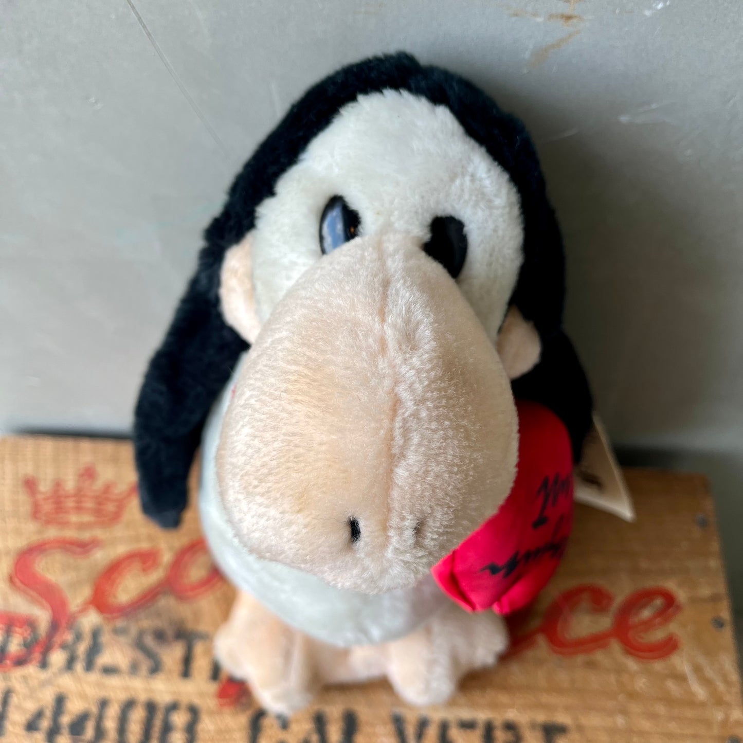 【USA vintage】1984 DUNKIN Opus the Penguin Plush
