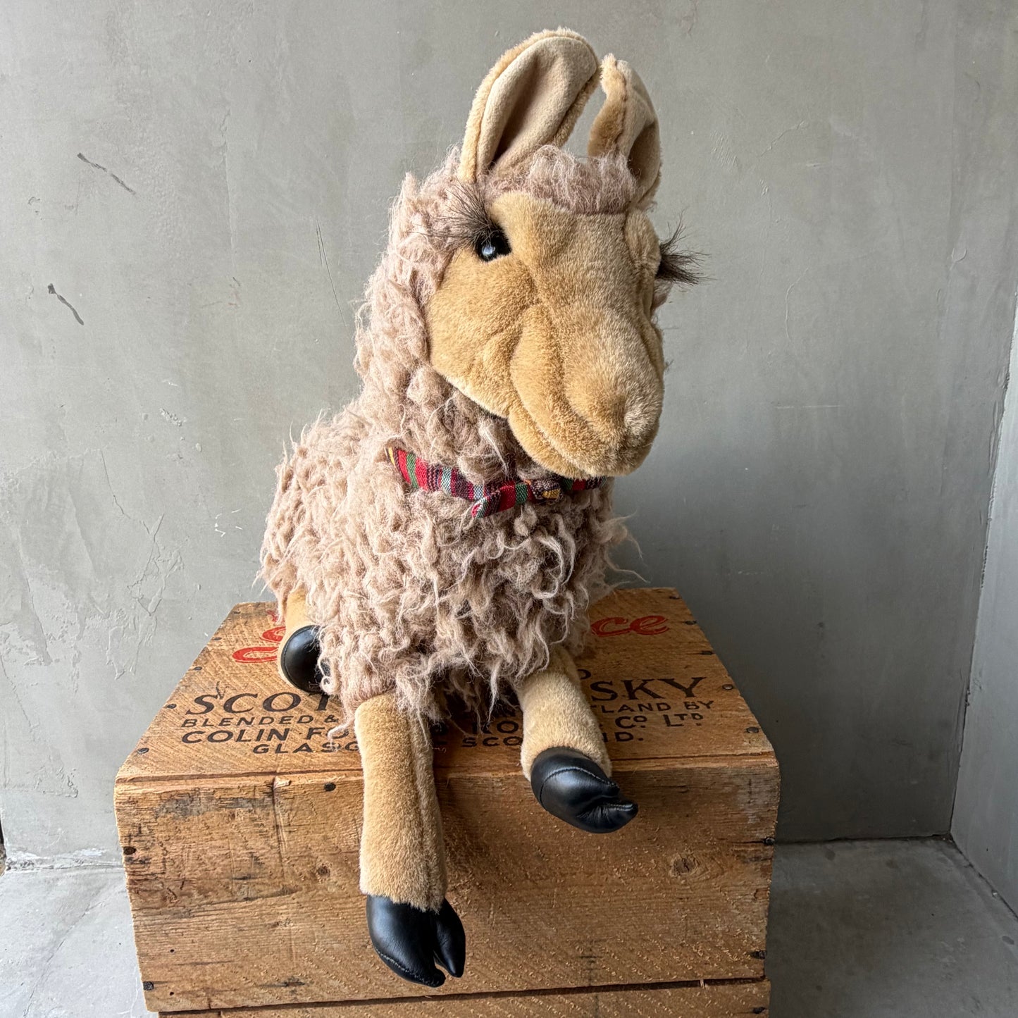 【USA vintage】Folkmanis, Inc. Llama Puppet