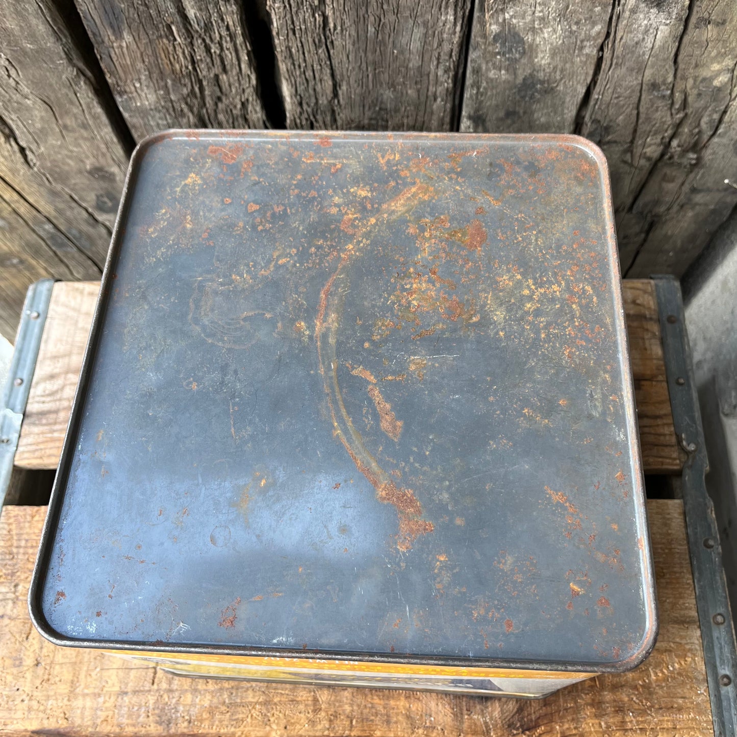 【vintage】“ROYAL BORINQUEN” TIN缶 レトロ缶