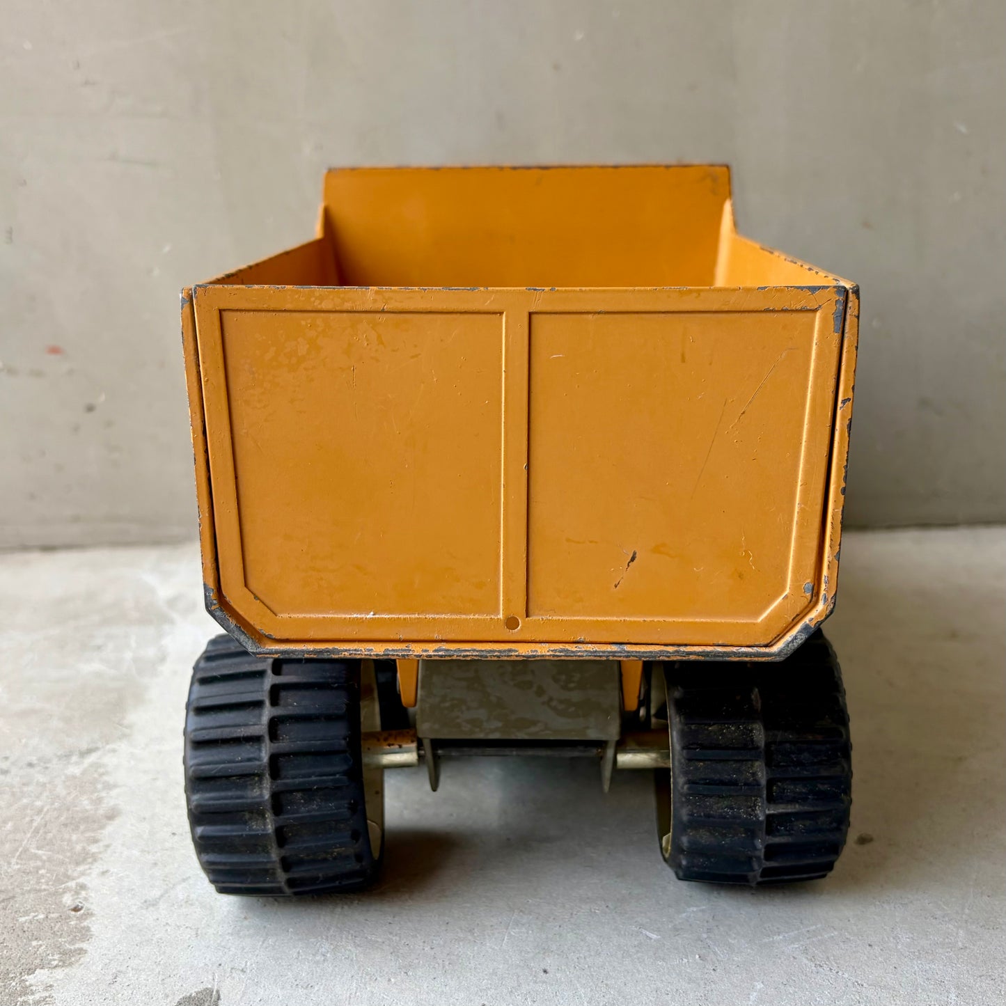 【USA vintage】ERTL International McClinton Anchor Construction Automatic Dump Truck