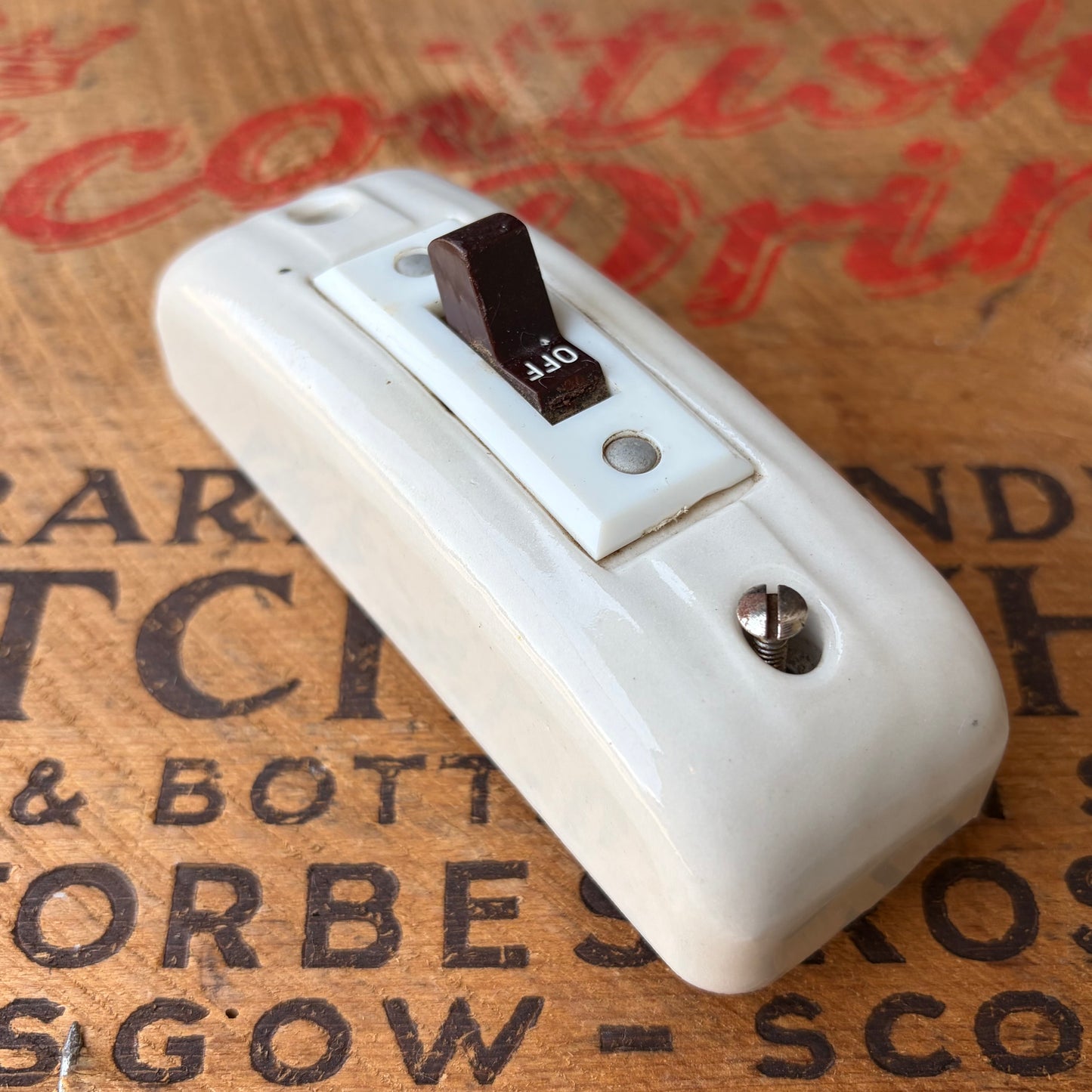【USA vintage】UND.LAB.INC. Light Switch