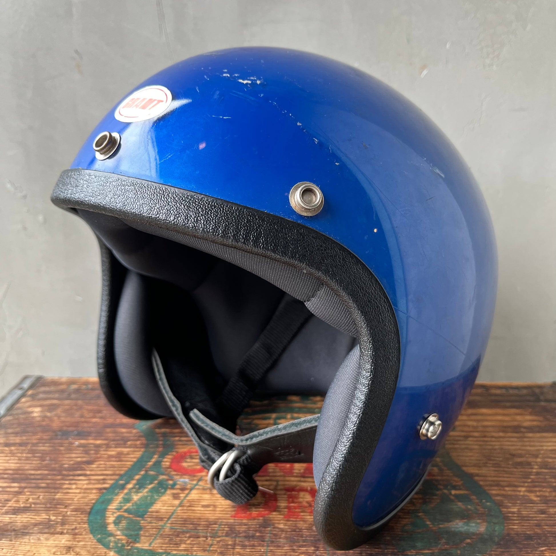 USA vintage】GRANT Helmet Blue – 雑貨屋ポッポ USA vintage】GRANT Helmet Blue – 雑貨屋ポッポ