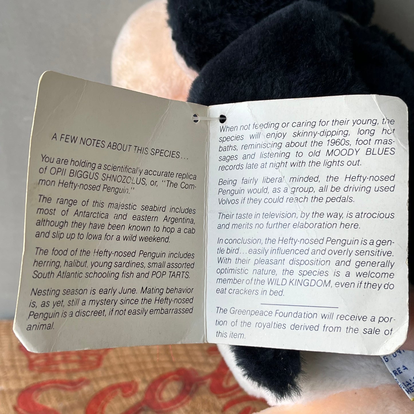 【USA vintage】1984 DUNKIN Opus the Penguin Plush