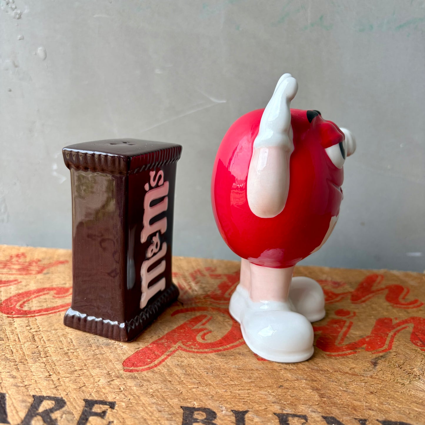 【USA vintage】M&M Candy Salt and Pepper Shakers