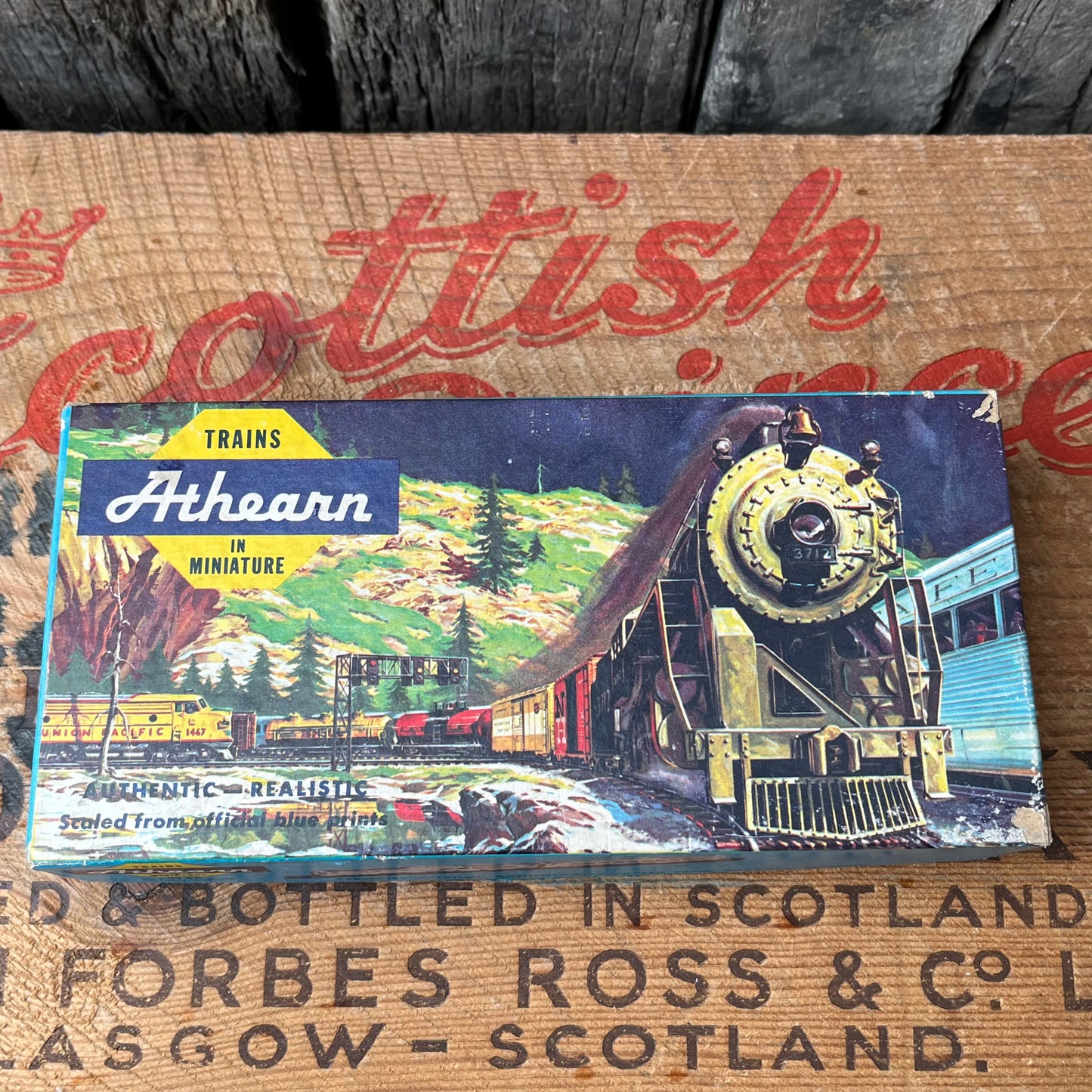 【USA vintage】ATHEARN 1571 40FT S/D TANK CONOCO