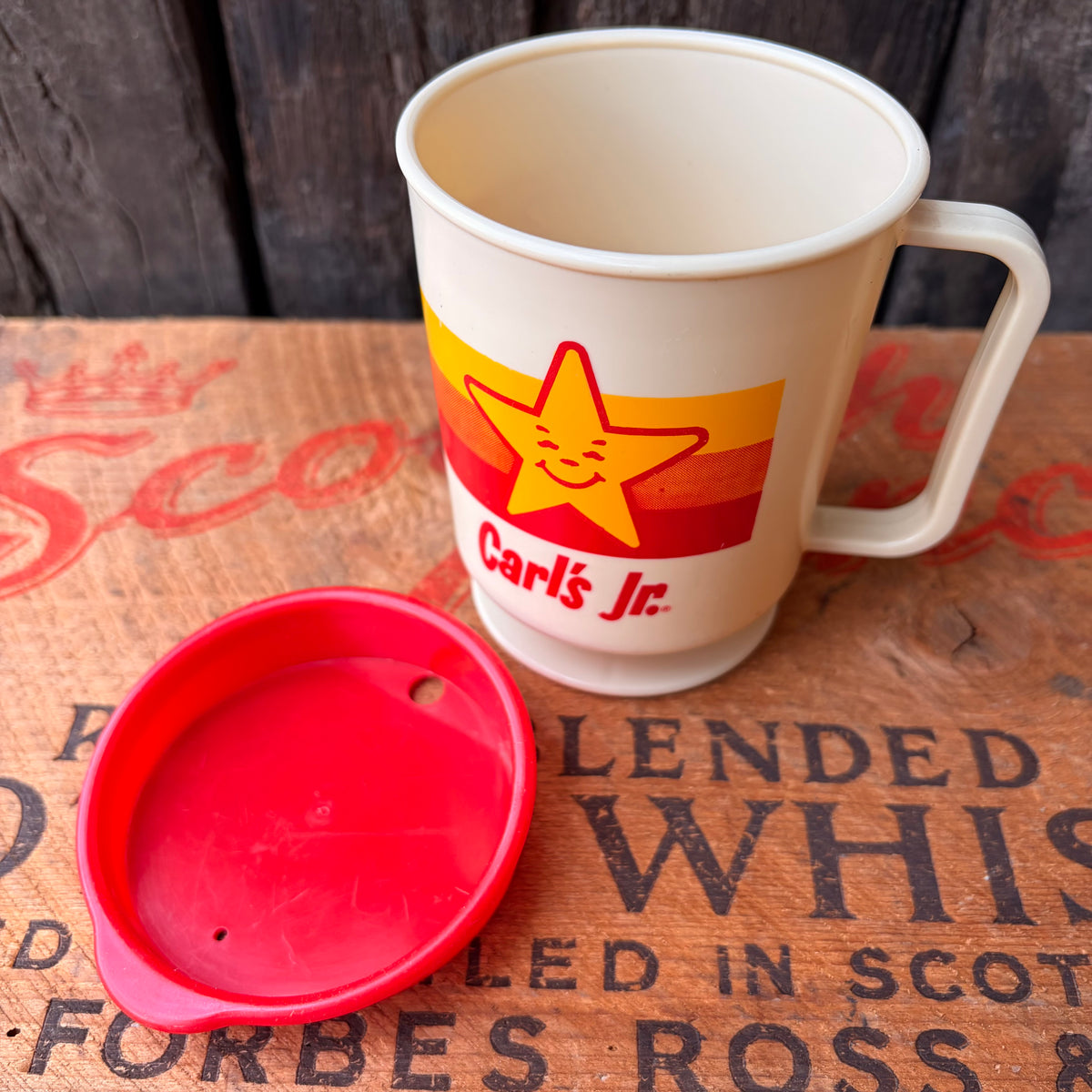 【USA vintage】Carl's Jr. Star Logo Plastic Mug