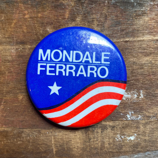 【USA vintage】缶バッジ MONDALE FERRARO