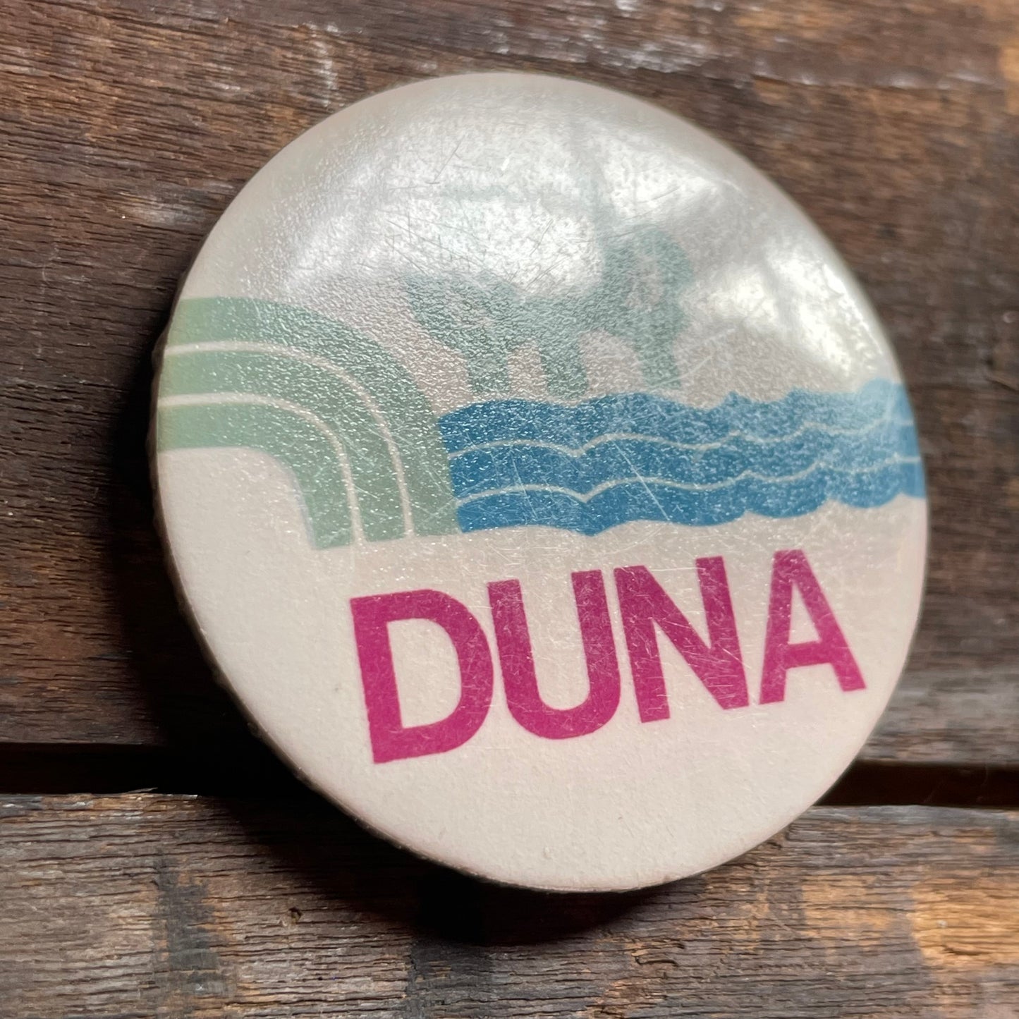 【USA vintage】缶バッジ　DUNA